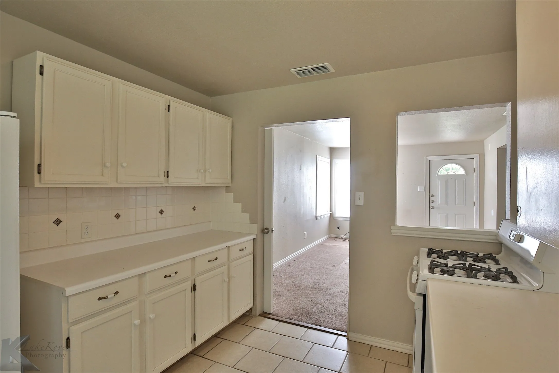 Single Family Residence For Rent in Taylor County , 2310 Meander Street, Abilene, Texas 79602, 3 Bedroom, 1 Bathroom, Garage spaces, 981 Sqft, built in 1949, mls#21385754, Real Estate Agent in Abilene, Homes For Rent in Taylor county, Homes For Rent in Abilene, Realtor in Abilene Texas, Real Estate Brokerage Independent Realty Texas, Luminita Cordes Realtor