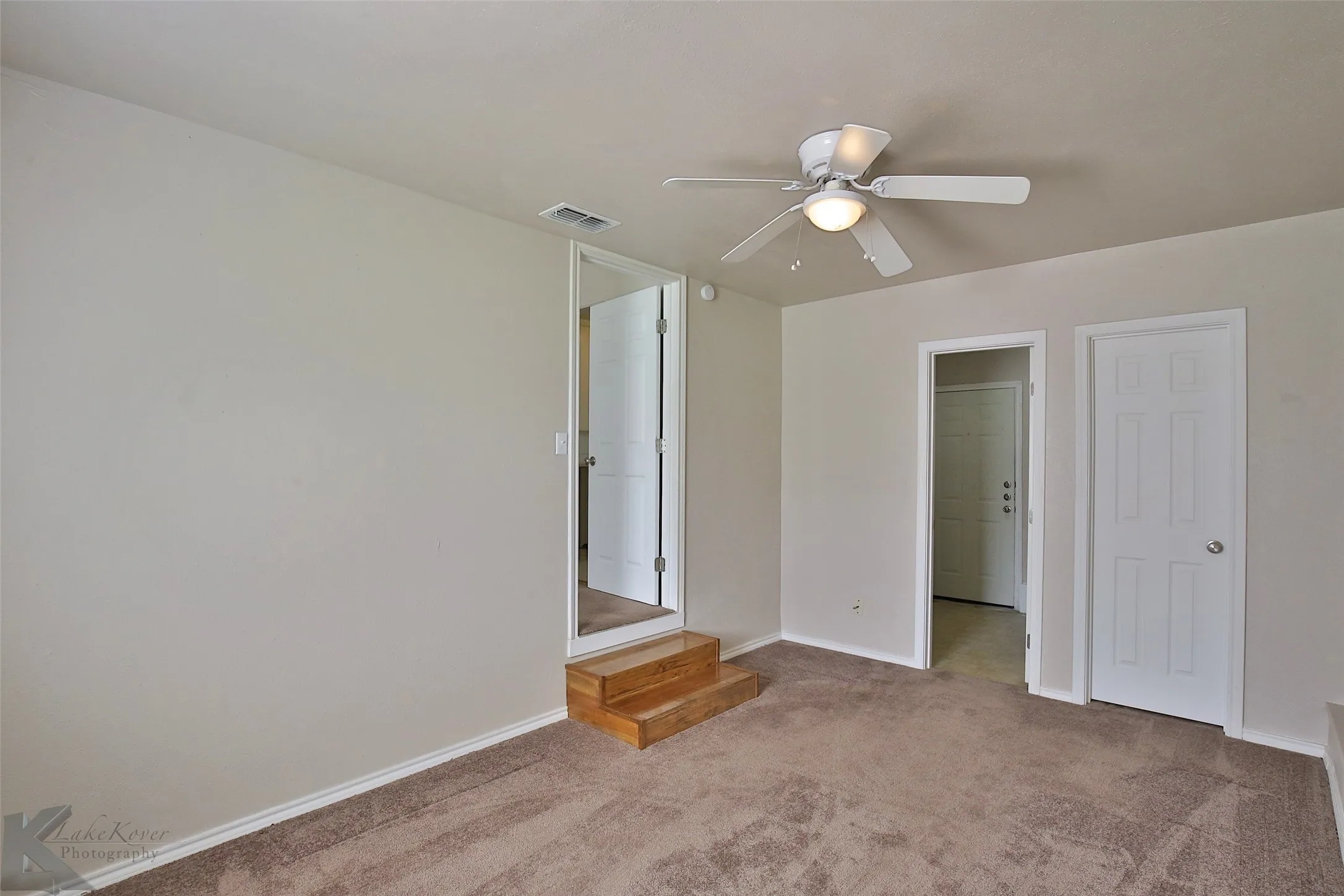 Single Family Residence For Rent in Taylor County , 2310 Meander Street, Abilene, Texas 79602, 3 Bedroom, 1 Bathroom, Garage spaces, 981 Sqft, built in 1949, mls#21385754, Real Estate Agent in Abilene, Homes For Rent in Taylor county, Homes For Rent in Abilene, Realtor in Abilene Texas, Real Estate Brokerage Independent Realty Texas, Luminita Cordes Realtor