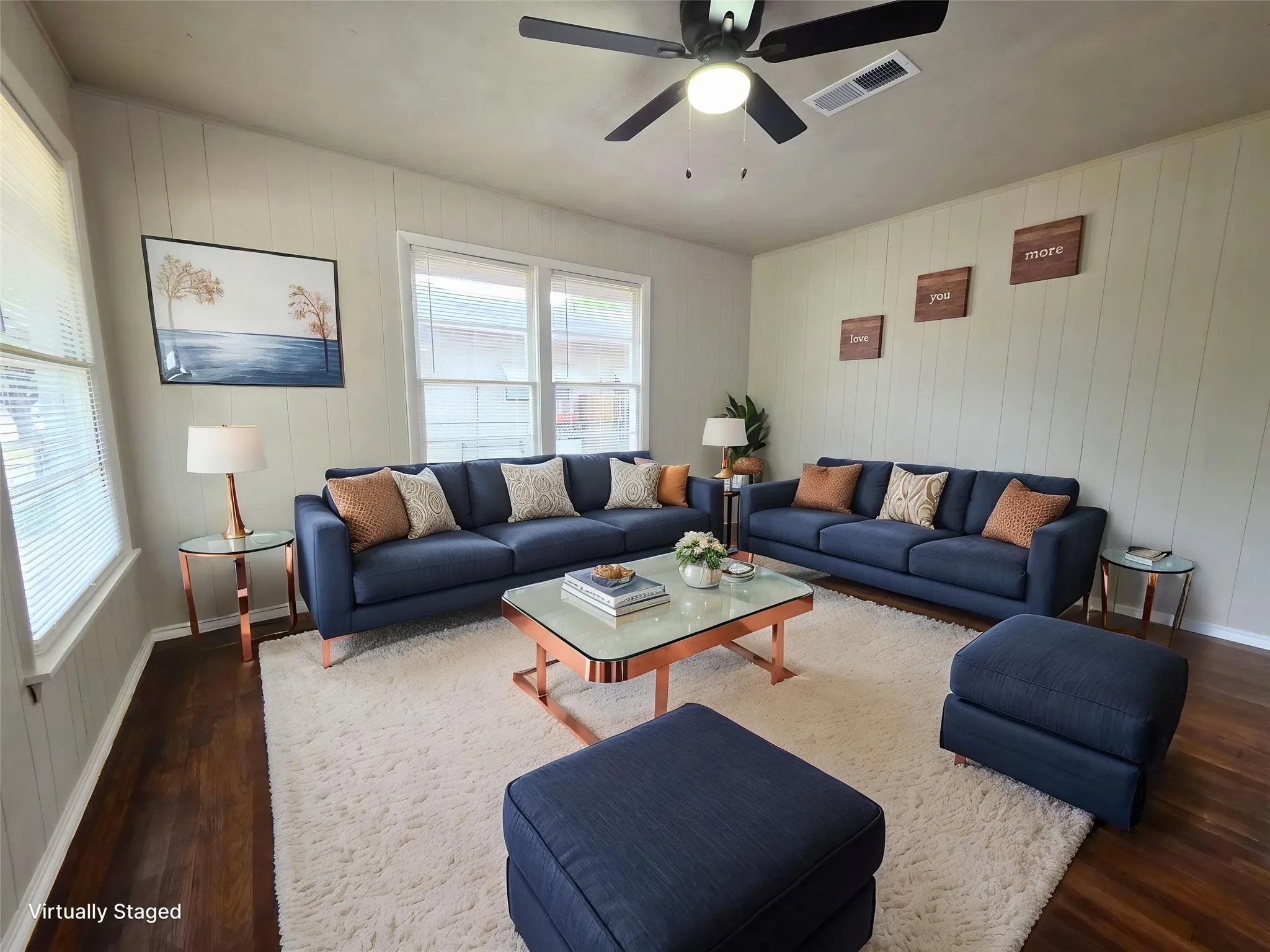 Single Family Residence For Sale in Tarrant County , 424 E Ellen Avenue, Hurst, Texas 76053, 3 Bedroom, 3 Bathroom, Garage spaces, 1,069 Sqft, built in 1955, mls#21380543, Real Estate Agent in Hurst, Homes For Sale in Tarrant county, Homes For Sale in Hurst, Realtor in Hurst Texas, Real Estate Brokerage Independent Realty Texas, Luminita Cordes Realtor