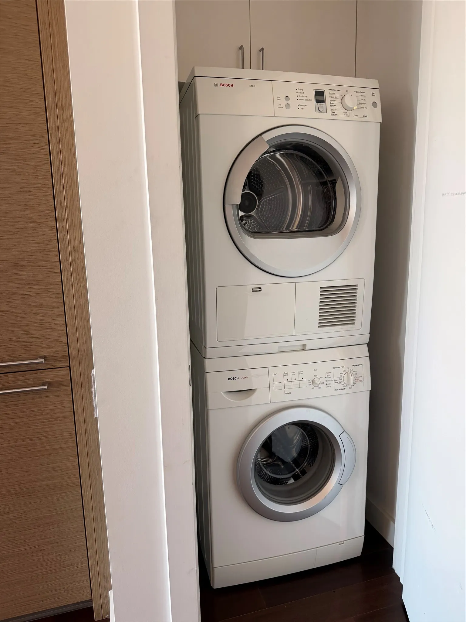 Condominium For Rent in Dallas County , 2900 Mckinnon Street 2507, Dallas, Texas 75201, 1 Bedroom, 2 Bathroom, 2 Garage spaces, 881 Sqft, built in 2005, mls#21383003, Real Estate Agent in Dallas, Homes For Rent in Dallas county, Homes For Rent in Dallas, Realtor in Dallas Texas, Real Estate Brokerage Independent Realty Texas, Luminita Cordes Realtor
