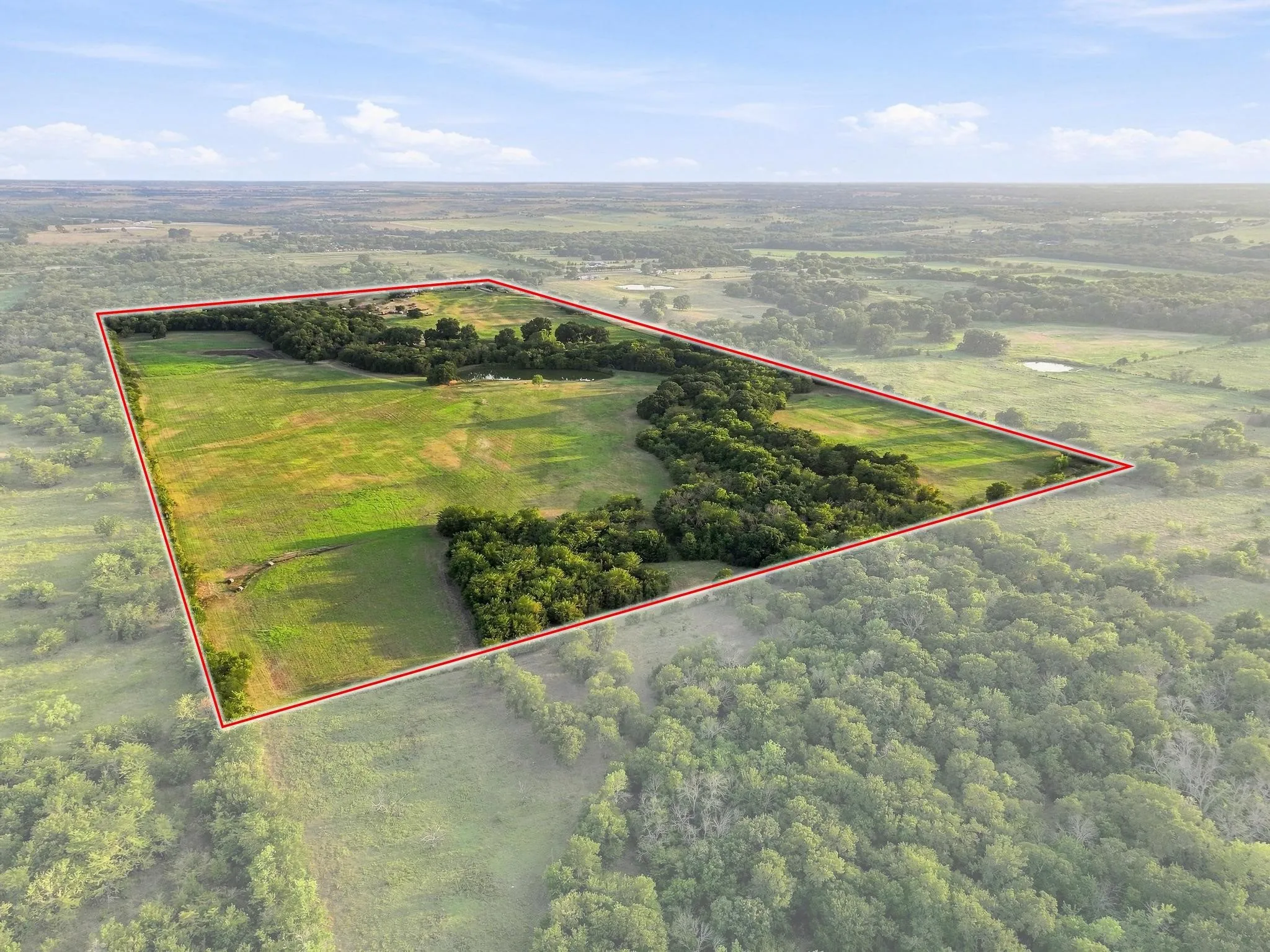 Farm For Sale in Grayson County , 3303 & 3407 Gage Road, Sherman, Texas 75092, 3 Bedroom, 3 Bathroom, 2 Garage spaces, 1,750 Sqft, built in 2015, mls#21364227, Real Estate Agent in Sherman, Homes For Sale in Grayson county, Homes For Sale in Sherman, Realtor in Sherman Texas, Real Estate Brokerage Independent Realty Texas, Luminita Cordes Realtor