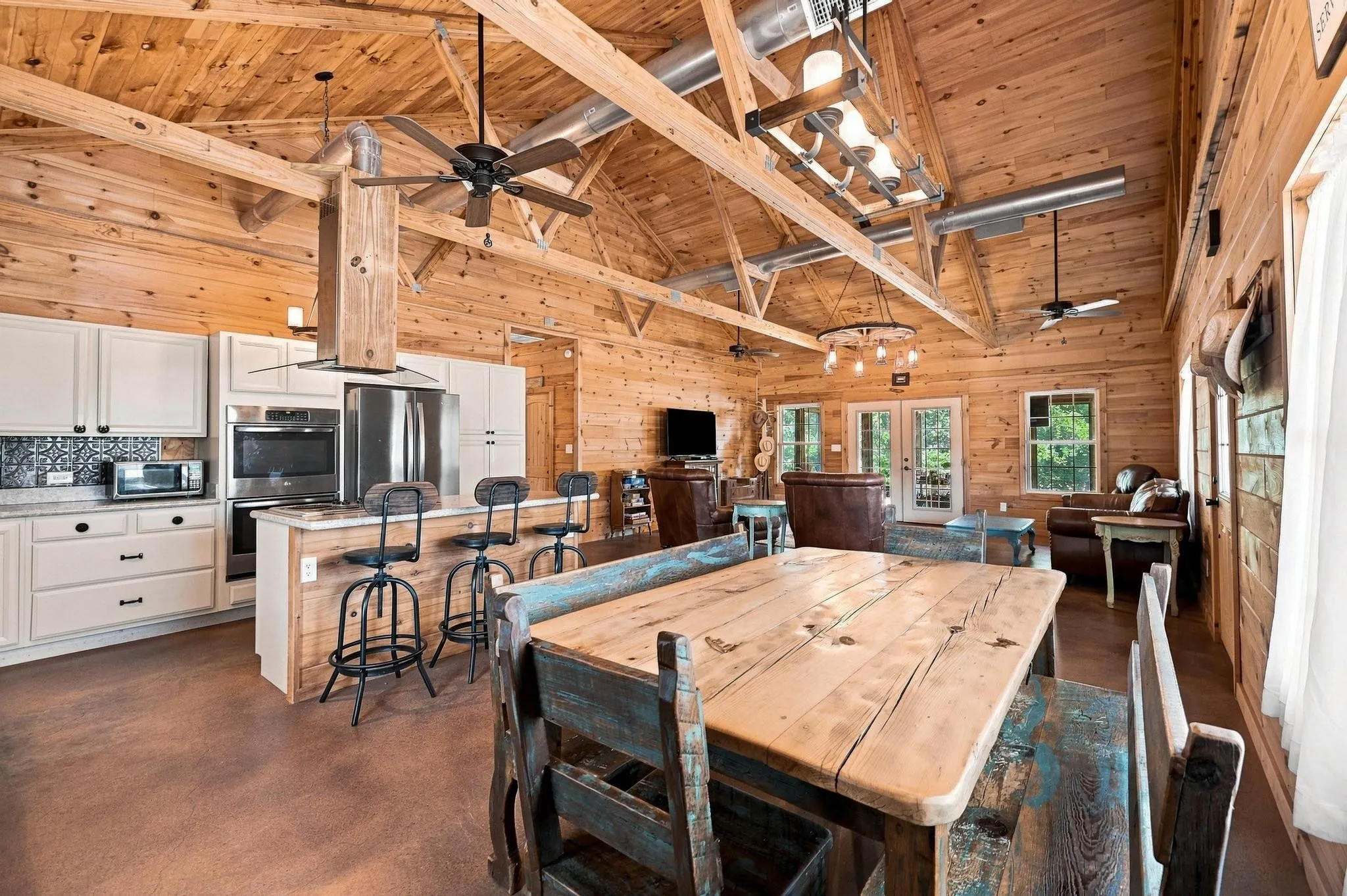 Farm For Sale in Grayson County , 3303 & 3407 Gage Road, Sherman, Texas 75092, 3 Bedroom, 3 Bathroom, 2 Garage spaces, 1,750 Sqft, built in 2015, mls#21364227, Real Estate Agent in Sherman, Homes For Sale in Grayson county, Homes For Sale in Sherman, Realtor in Sherman Texas, Real Estate Brokerage Independent Realty Texas, Luminita Cordes Realtor