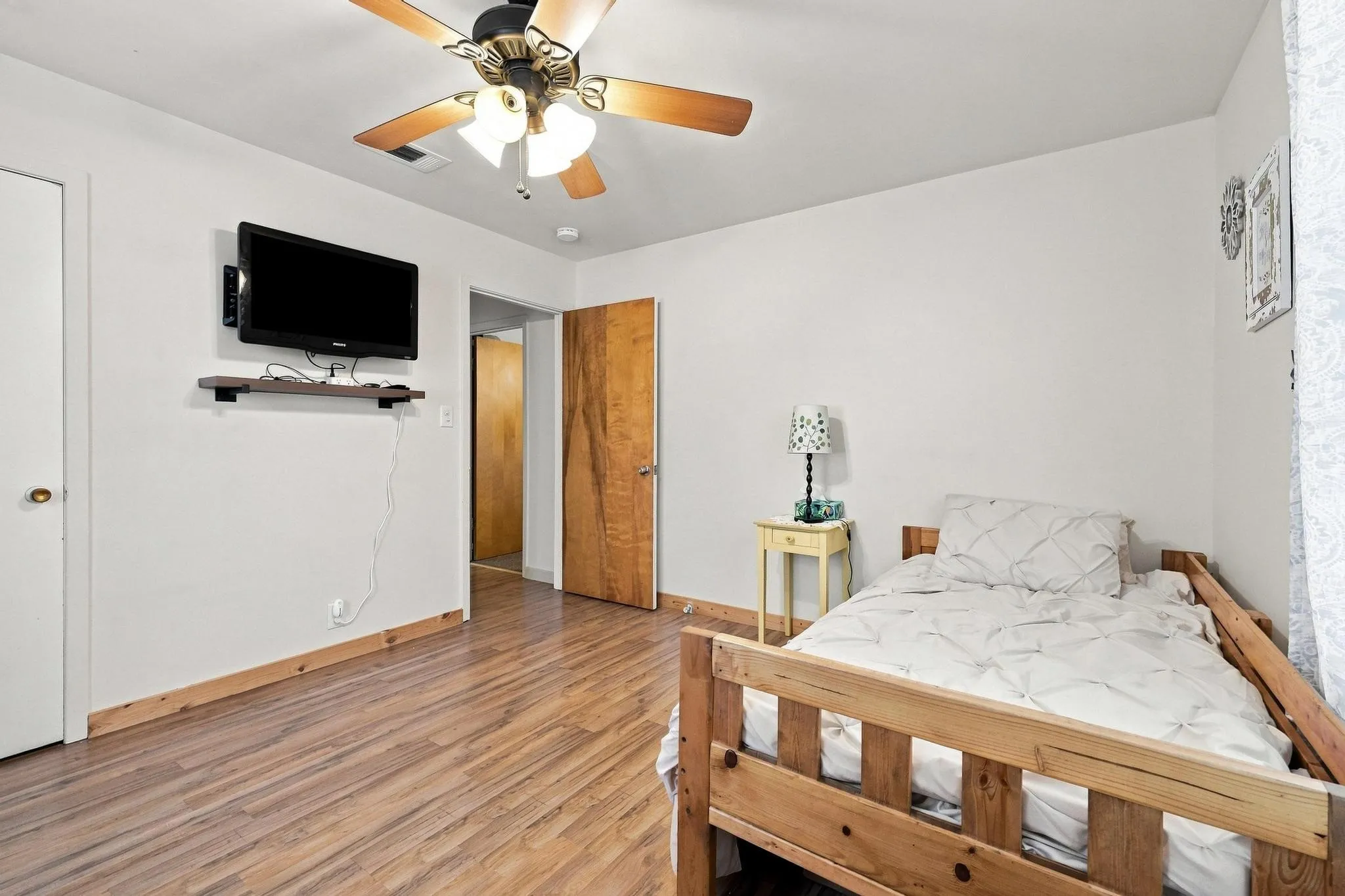Farm For Sale in Grayson County , 3303 & 3407 Gage Road, Sherman, Texas 75092, 3 Bedroom, 3 Bathroom, 2 Garage spaces, 1,750 Sqft, built in 2015, mls#21364227, Real Estate Agent in Sherman, Homes For Sale in Grayson county, Homes For Sale in Sherman, Realtor in Sherman Texas, Real Estate Brokerage Independent Realty Texas, Luminita Cordes Realtor