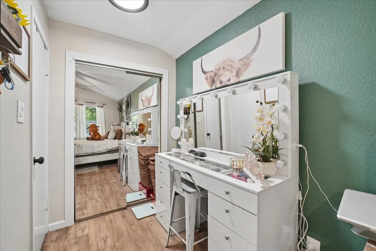 Single Family Residence For Sale in Tarrant County , 2111 Sharpshire Lane, Arlington, Texas 76014, 4 Bedroom, 3 Bathroom, 1 Garage spaces, 1,532 Sqft, built in 1982, mls#21385964, Real Estate Agent in Arlington, Homes For Sale in Tarrant county, Homes For Sale in Arlington, Realtor in Arlington Texas, Real Estate Brokerage Independent Realty Texas, Luminita Cordes Realtor