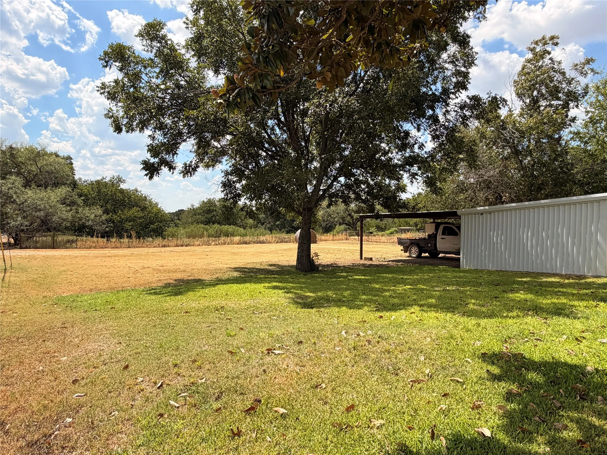 Single Family Residence For Sale in Comanche County , 200 S Speed Street, Gustine, Texas 76455, 3 Bedroom, 2 Bathroom, Garage spaces, 2,076 Sqft, built in 1979, mls#21380099, Real Estate Agent in Gustine, Homes For Sale in Comanche county, Homes For Sale in Gustine, Realtor in Gustine Texas, Real Estate Brokerage Independent Realty Texas, Luminita Cordes Realtor