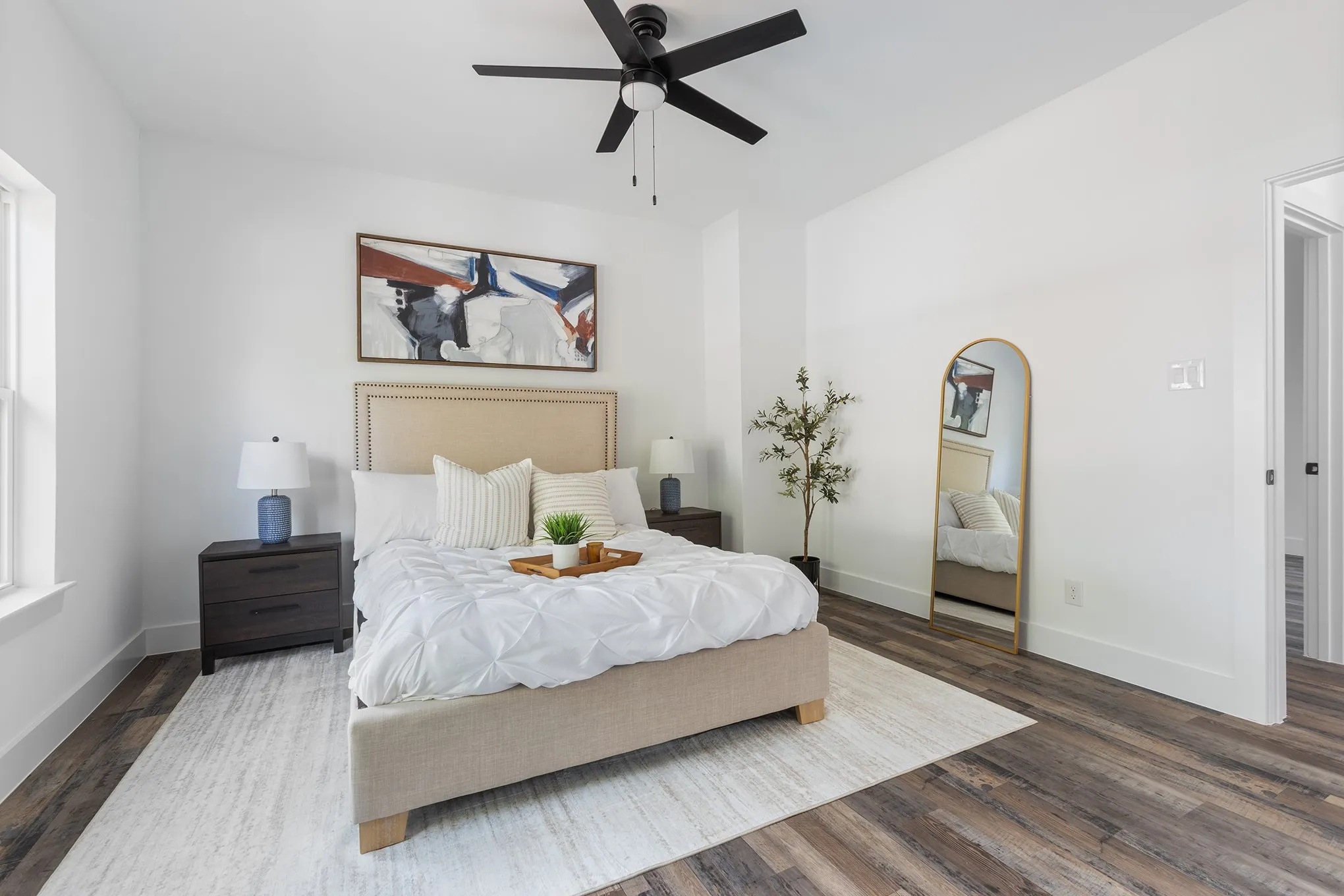 Single Family Residence For Sale in Dallas County , 920 S Montreal Avenue, Dallas, Texas 75208, 3 Bedroom, 2 Bathroom, 2 Garage spaces, 1,336 Sqft, built in 1912, mls#21377226, Real Estate Agent in Dallas, Homes For Sale in Dallas county, Homes For Sale in Dallas, Realtor in Dallas Texas, Real Estate Brokerage Independent Realty Texas, Luminita Cordes Realtor