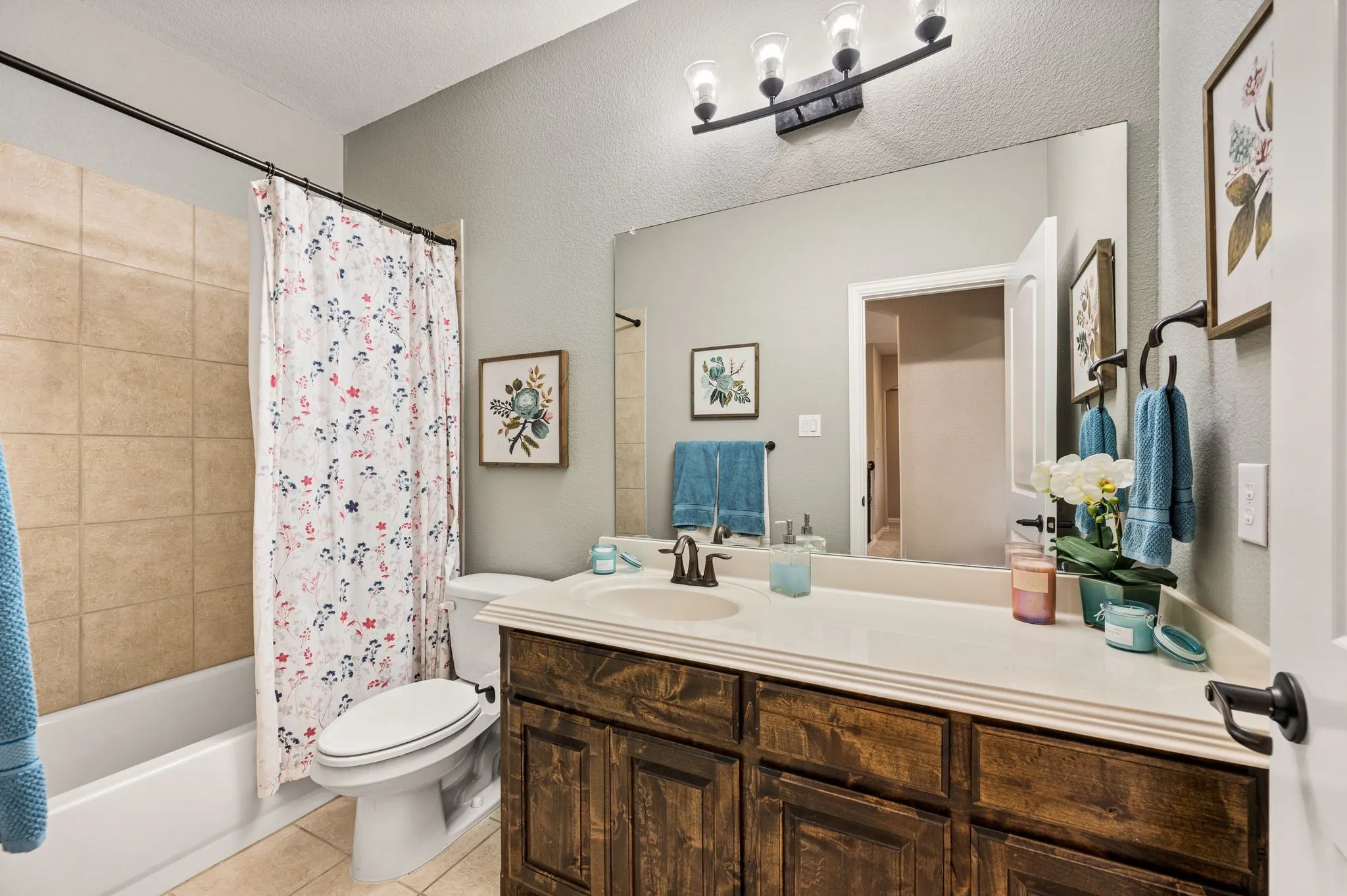 All secondary bathrooms are the same style