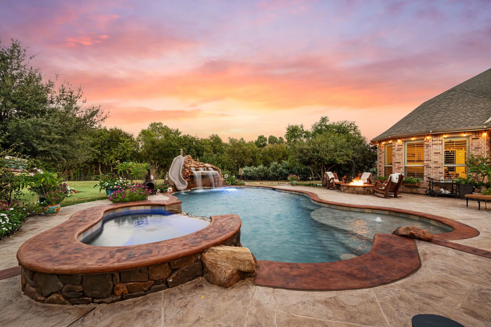 Single Family Residence For Sale in Denton County , 2890 Forest Hill Drive, Cross Roads, Texas 76227, 5 Bedroom, 4 Bathroom, 3 Garage spaces, 4,401 Sqft, built in 2012, mls#21380222, Real Estate Agent in Cross Roads, Homes For Sale in Denton county, Homes For Sale in Cross Roads, Realtor in Cross Roads Texas, Real Estate Brokerage Independent Realty Texas, Luminita Cordes Realtor