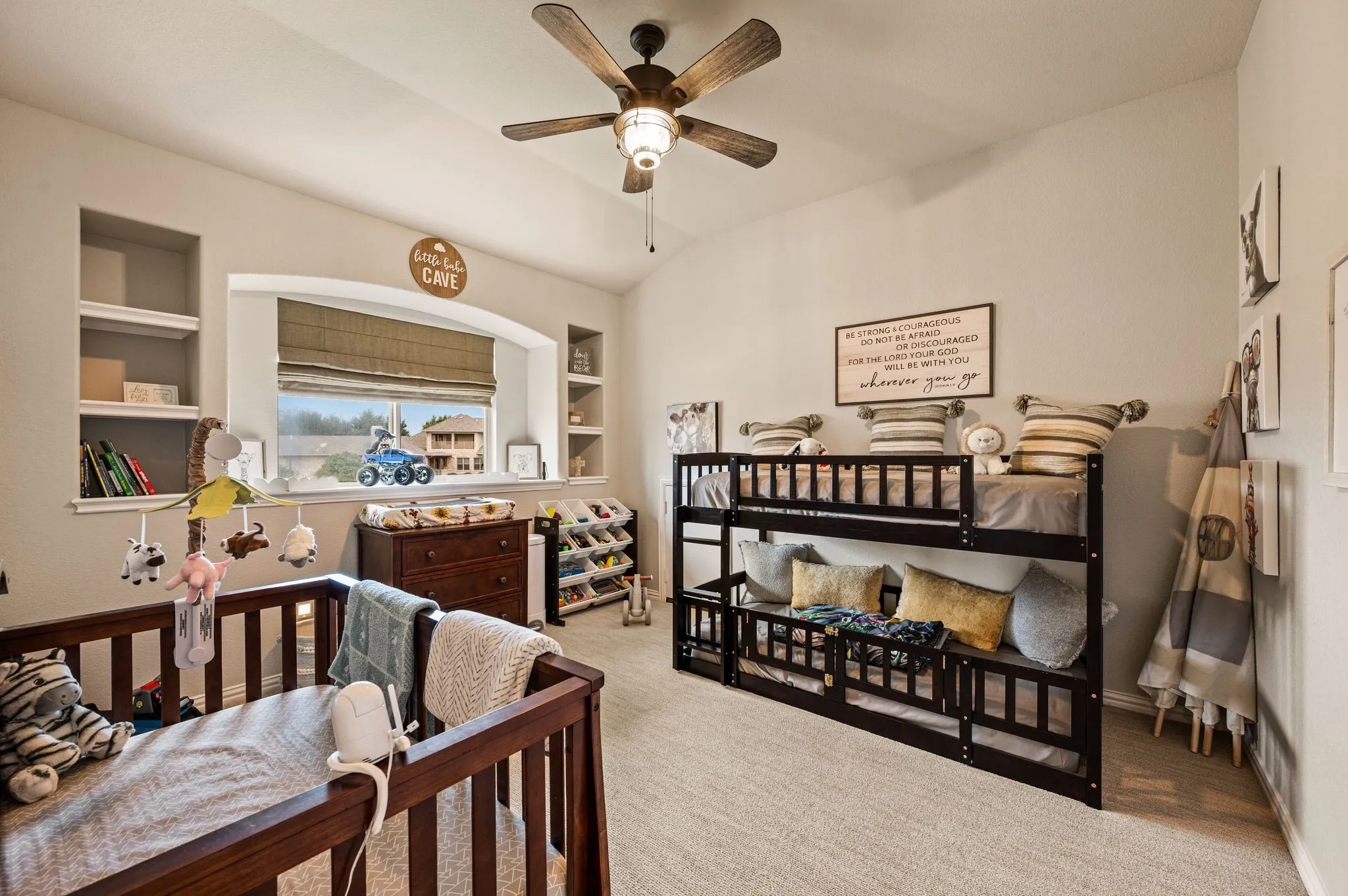 Single Family Residence For Sale in Denton County , 2890 Forest Hill Drive, Cross Roads, Texas 76227, 5 Bedroom, 4 Bathroom, 3 Garage spaces, 4,401 Sqft, built in 2012, mls#21380222, Real Estate Agent in Cross Roads, Homes For Sale in Denton county, Homes For Sale in Cross Roads, Realtor in Cross Roads Texas, Real Estate Brokerage Independent Realty Texas, Luminita Cordes Realtor