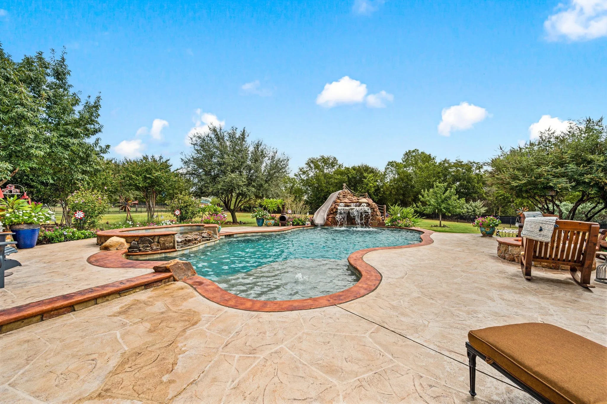 Single Family Residence For Sale in Denton County , 2890 Forest Hill Drive, Cross Roads, Texas 76227, 5 Bedroom, 4 Bathroom, 3 Garage spaces, 4,401 Sqft, built in 2012, mls#21380222, Real Estate Agent in Cross Roads, Homes For Sale in Denton county, Homes For Sale in Cross Roads, Realtor in Cross Roads Texas, Real Estate Brokerage Independent Realty Texas, Luminita Cordes Realtor