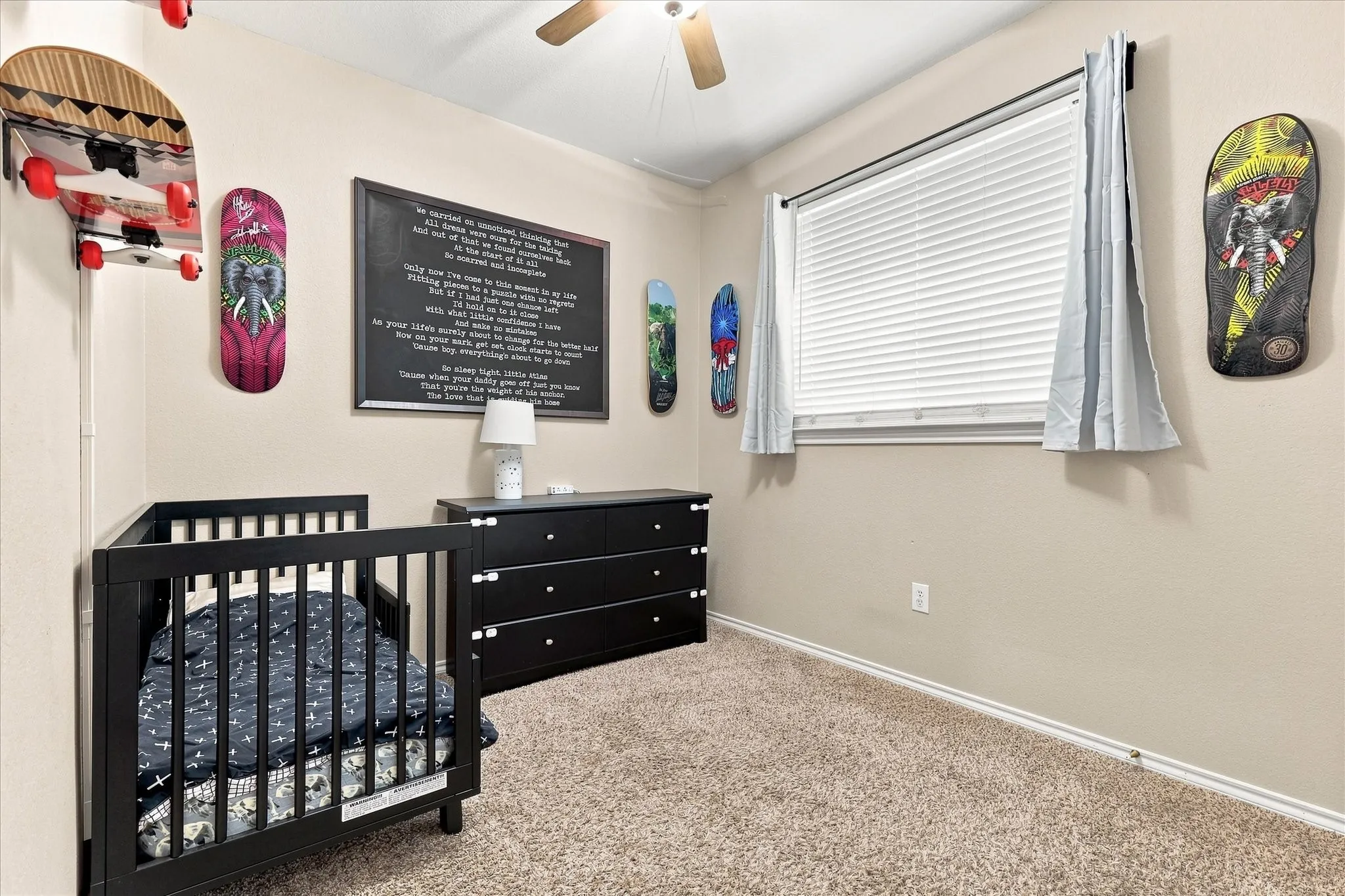 Single Family Residence For Sale in Denton County , 321 Texas Drive, Lake Dallas, Texas 75065, 3 Bedroom, 2 Bathroom, 2 Garage spaces, 1,320 Sqft, built in 2001, mls#21385640, Real Estate Agent in Lake Dallas, Homes For Sale in Denton county, Homes For Sale in Lake Dallas, Realtor in Lake Dallas Texas, Real Estate Brokerage Independent Realty Texas, Luminita Cordes Realtor