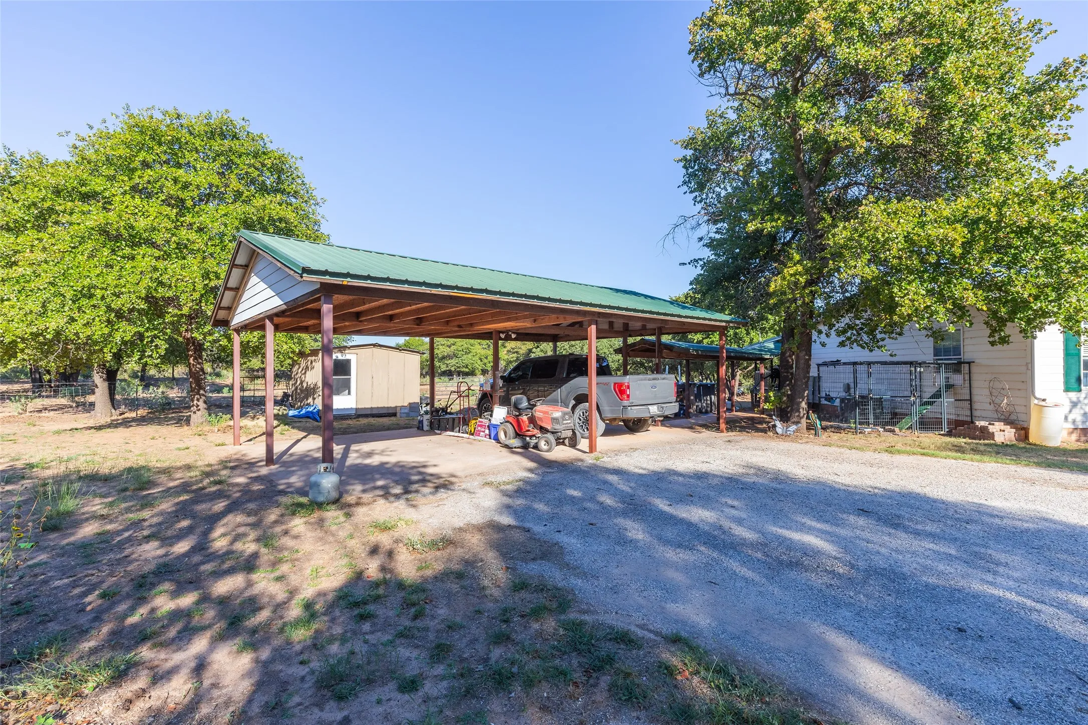 Single Family Residence For Sale in Jones County , 2120 PR 342, Hawley, Texas 79525, 2 Bedroom, 2 Bathroom, Garage spaces, 1,670 Sqft, built in 2008, mls#21385935, Real Estate Agent in Hawley, Homes For Sale in Jones county, Homes For Sale in Hawley, Realtor in Hawley Texas, Real Estate Brokerage Independent Realty Texas, Luminita Cordes Realtor