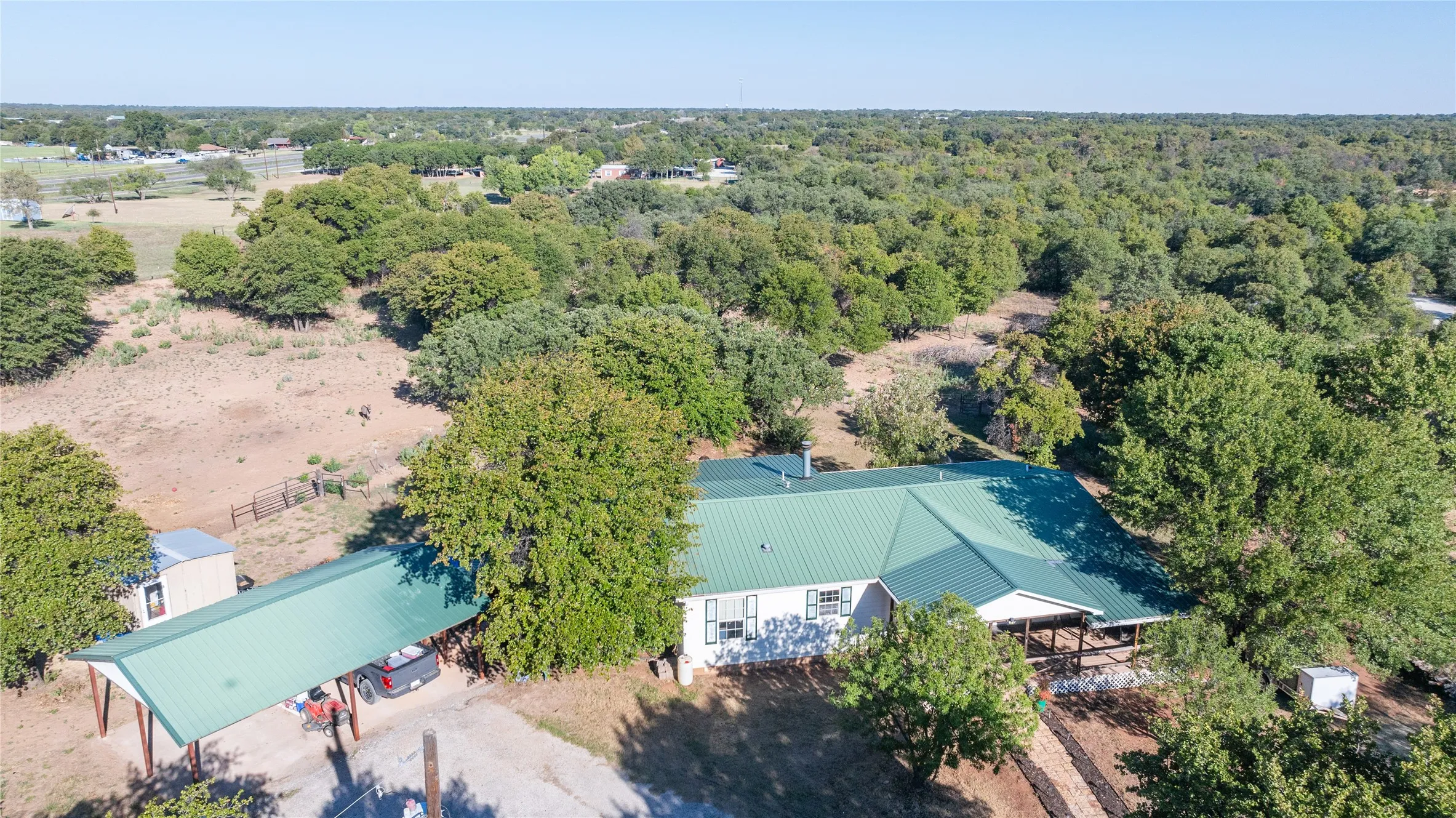 Single Family Residence For Sale in Jones County , 2120 PR 342, Hawley, Texas 79525, 2 Bedroom, 2 Bathroom, Garage spaces, 1,670 Sqft, built in 2008, mls#21385935, Real Estate Agent in Hawley, Homes For Sale in Jones county, Homes For Sale in Hawley, Realtor in Hawley Texas, Real Estate Brokerage Independent Realty Texas, Luminita Cordes Realtor