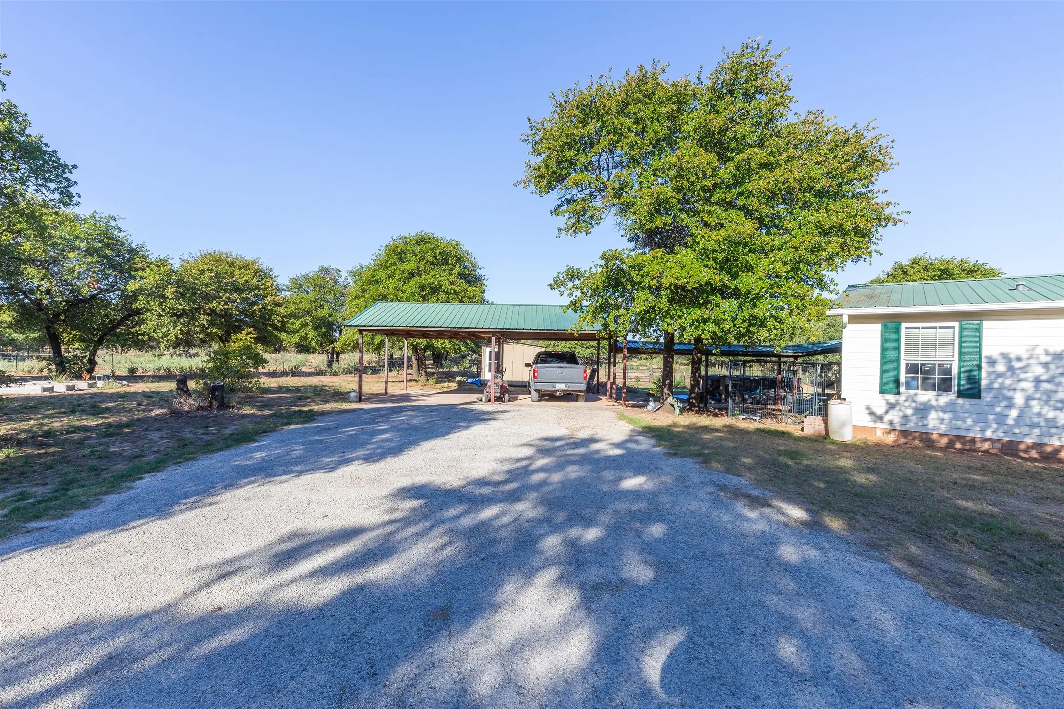 Single Family Residence For Sale in Jones County , 2120 PR 342, Hawley, Texas 79525, 2 Bedroom, 2 Bathroom, Garage spaces, 1,670 Sqft, built in 2008, mls#21385935, Real Estate Agent in Hawley, Homes For Sale in Jones county, Homes For Sale in Hawley, Realtor in Hawley Texas, Real Estate Brokerage Independent Realty Texas, Luminita Cordes Realtor