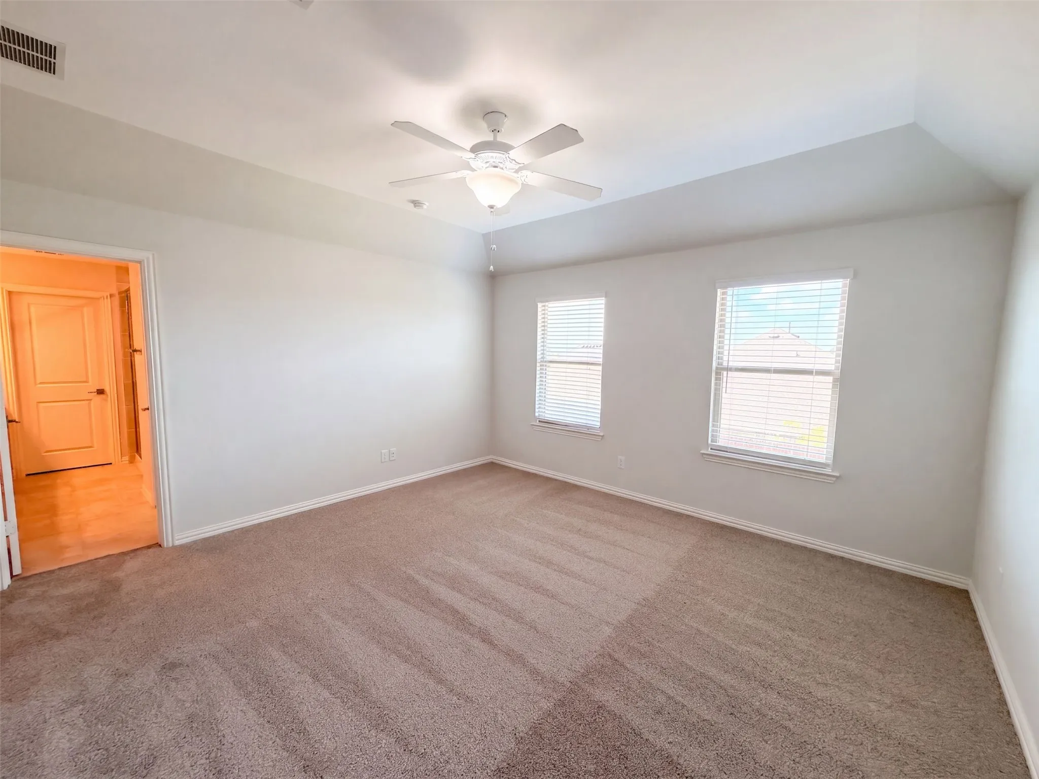 Single Family Residence For Sale in Kaufman County , 1448 Martingale Lane, Forney, Texas 75126, 5 Bedroom, 4 Bathroom, 2 Garage spaces, 2,546 Sqft, built in 2023, mls#21385991, Real Estate Agent in Forney, Homes For Sale in Kaufman county, Homes For Sale in Forney, Realtor in Forney Texas, Real Estate Brokerage Independent Realty Texas, Luminita Cordes Realtor