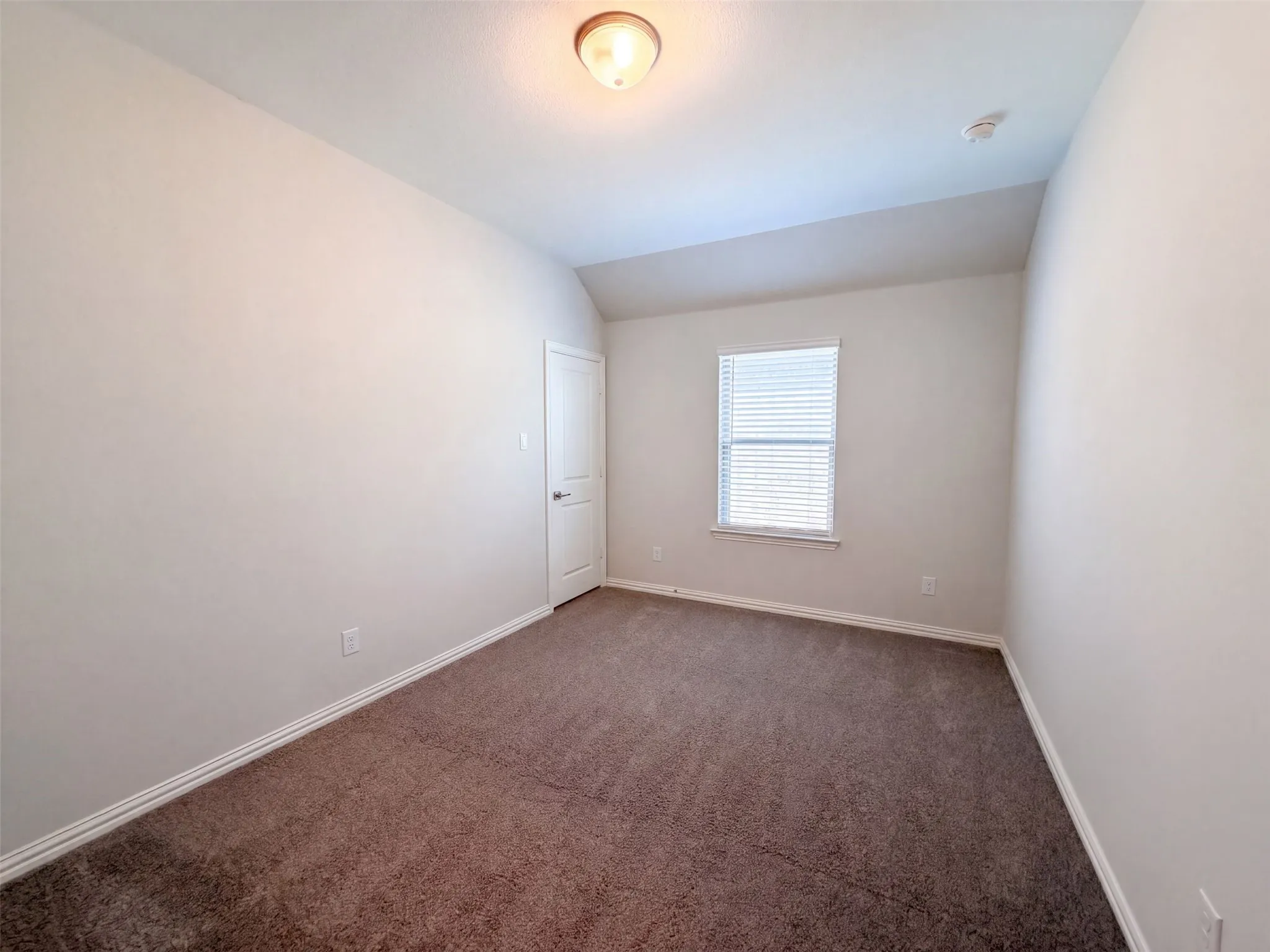 Single Family Residence For Sale in Kaufman County , 1448 Martingale Lane, Forney, Texas 75126, 5 Bedroom, 4 Bathroom, 2 Garage spaces, 2,546 Sqft, built in 2023, mls#21385991, Real Estate Agent in Forney, Homes For Sale in Kaufman county, Homes For Sale in Forney, Realtor in Forney Texas, Real Estate Brokerage Independent Realty Texas, Luminita Cordes Realtor
