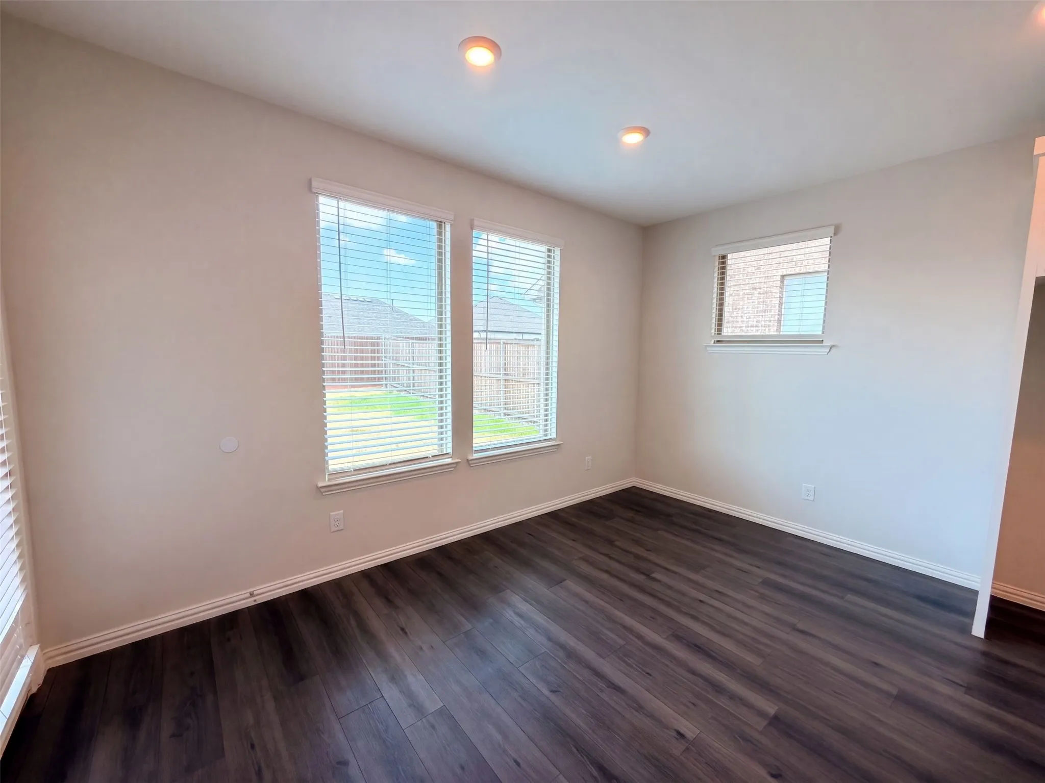 Single Family Residence For Sale in Kaufman County , 1448 Martingale Lane, Forney, Texas 75126, 5 Bedroom, 4 Bathroom, 2 Garage spaces, 2,546 Sqft, built in 2023, mls#21385991, Real Estate Agent in Forney, Homes For Sale in Kaufman county, Homes For Sale in Forney, Realtor in Forney Texas, Real Estate Brokerage Independent Realty Texas, Luminita Cordes Realtor