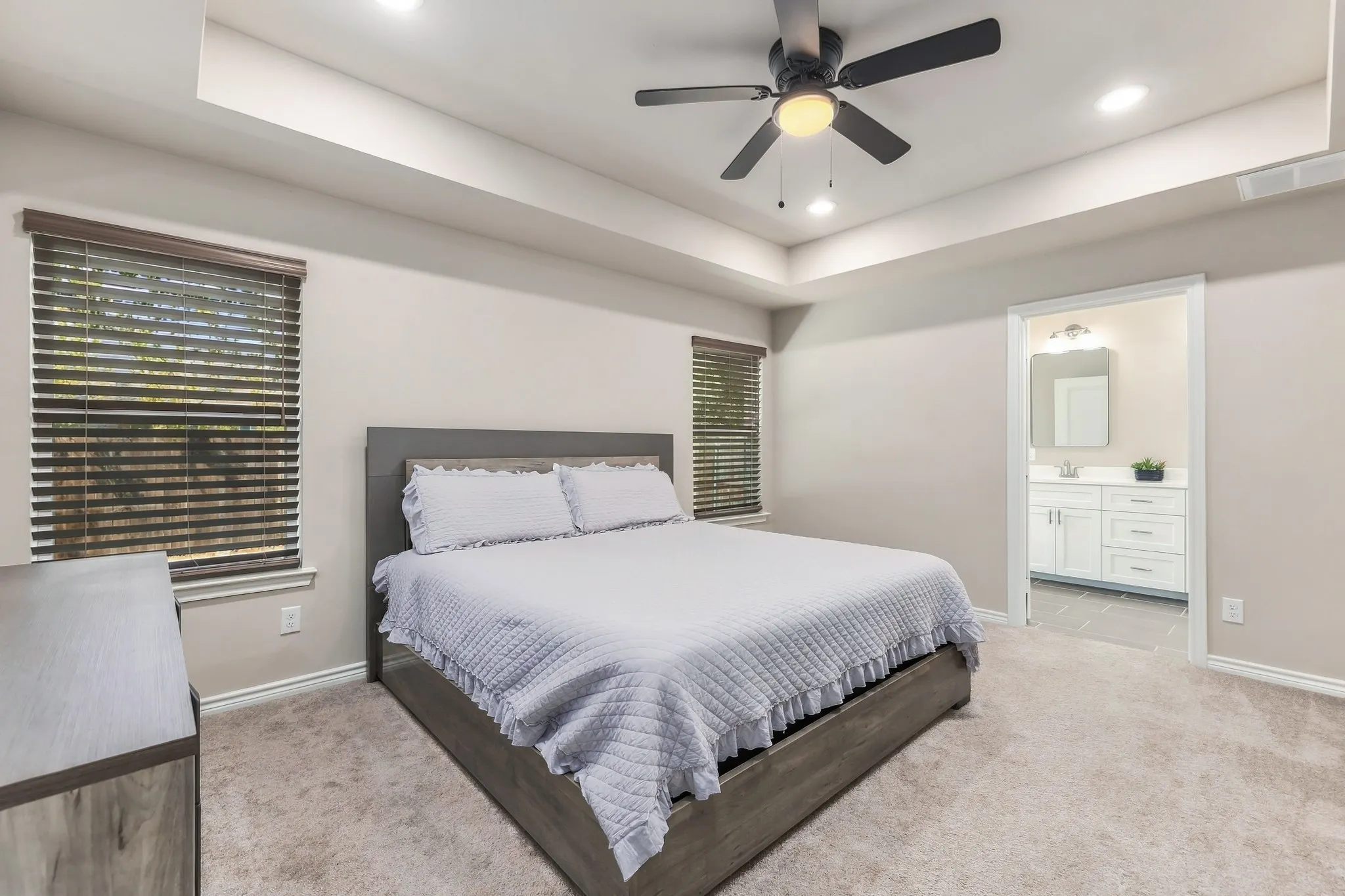 Single Family Residence For Sale in Kaufman County , 804 S Adelaide Street, Terrell, Texas 75160, 3 Bedroom, 2 Bathroom, 2 Garage spaces, 1,810 Sqft, built in 2023, mls#21380826, Real Estate Agent in Terrell, Homes For Sale in Kaufman county, Homes For Sale in Terrell, Realtor in Terrell Texas, Real Estate Brokerage Independent Realty Texas, Luminita Cordes Realtor