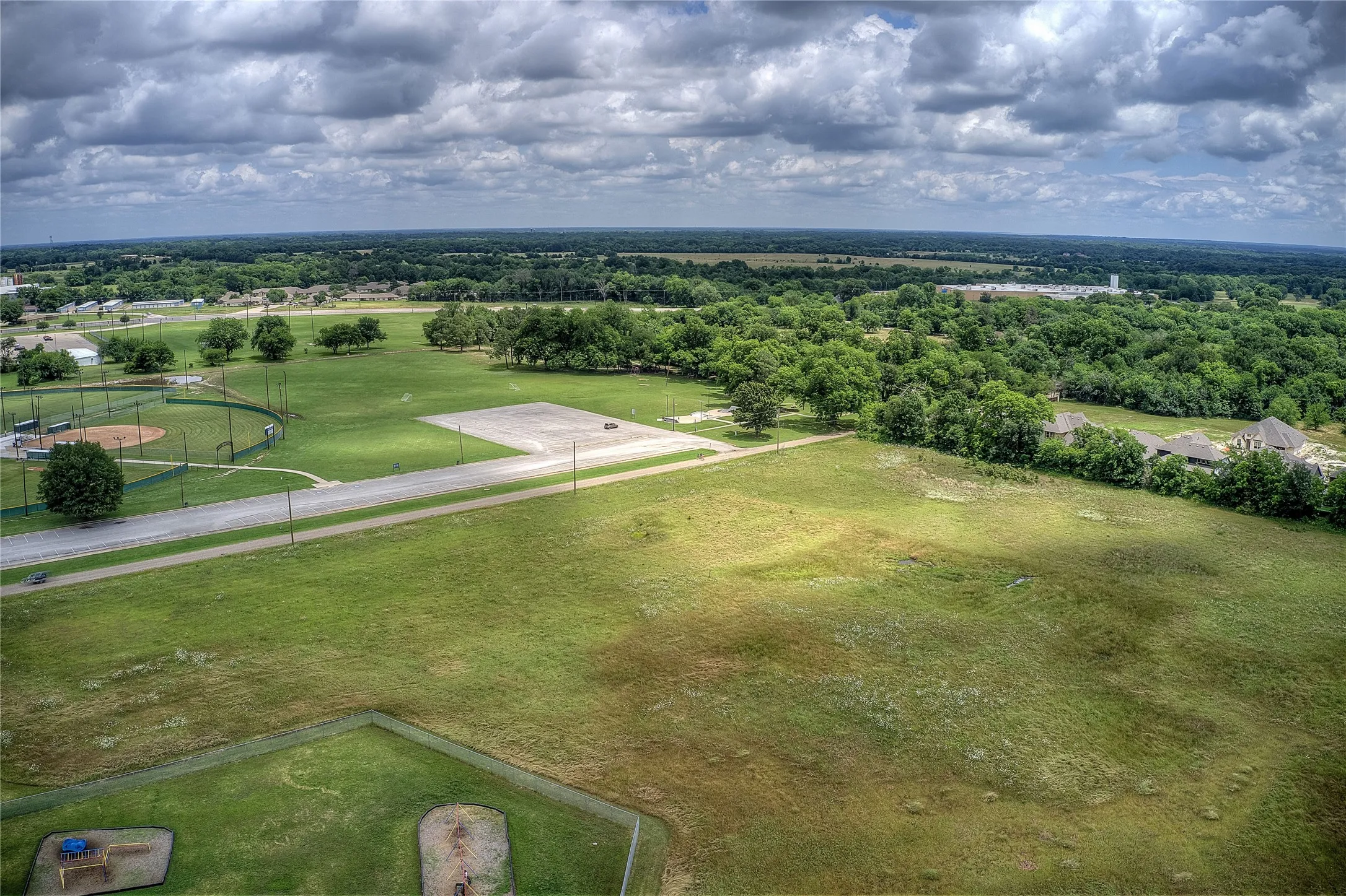 Improved Land For Sale in Hunt County , 2900 Fm-3218, Commerce, Texas 75428, 0, 0, Garage spaces, 0 Sqft, built in 1985, mls#21381117, Real Estate Agent in Commerce, Homes For Sale in Hunt county, Homes For Sale in Commerce, Realtor in Commerce Texas, Real Estate Brokerage Independent Realty Texas, Luminita Cordes Realtor