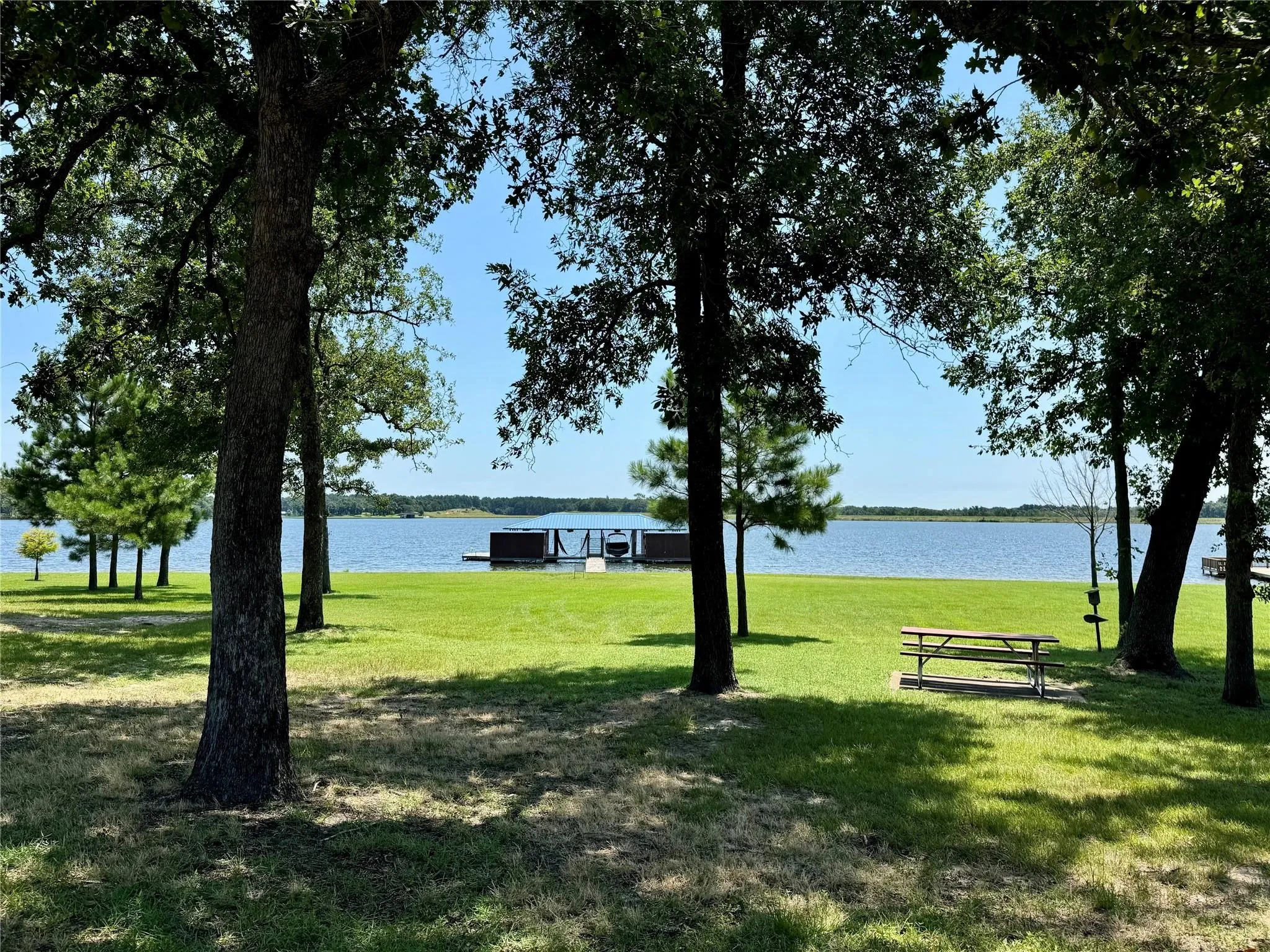 Unimproved Land For Sale in Henderson County , 172 Charlya Drive, Athens, Texas 75752, 0, 0, Garage spaces, 0 Sqft, built in 0, mls#21385997, Real Estate Agent in Athens, Homes For Sale in Henderson county, Homes For Sale in Athens, Realtor in Athens Texas, Real Estate Brokerage Independent Realty Texas, Luminita Cordes Realtor