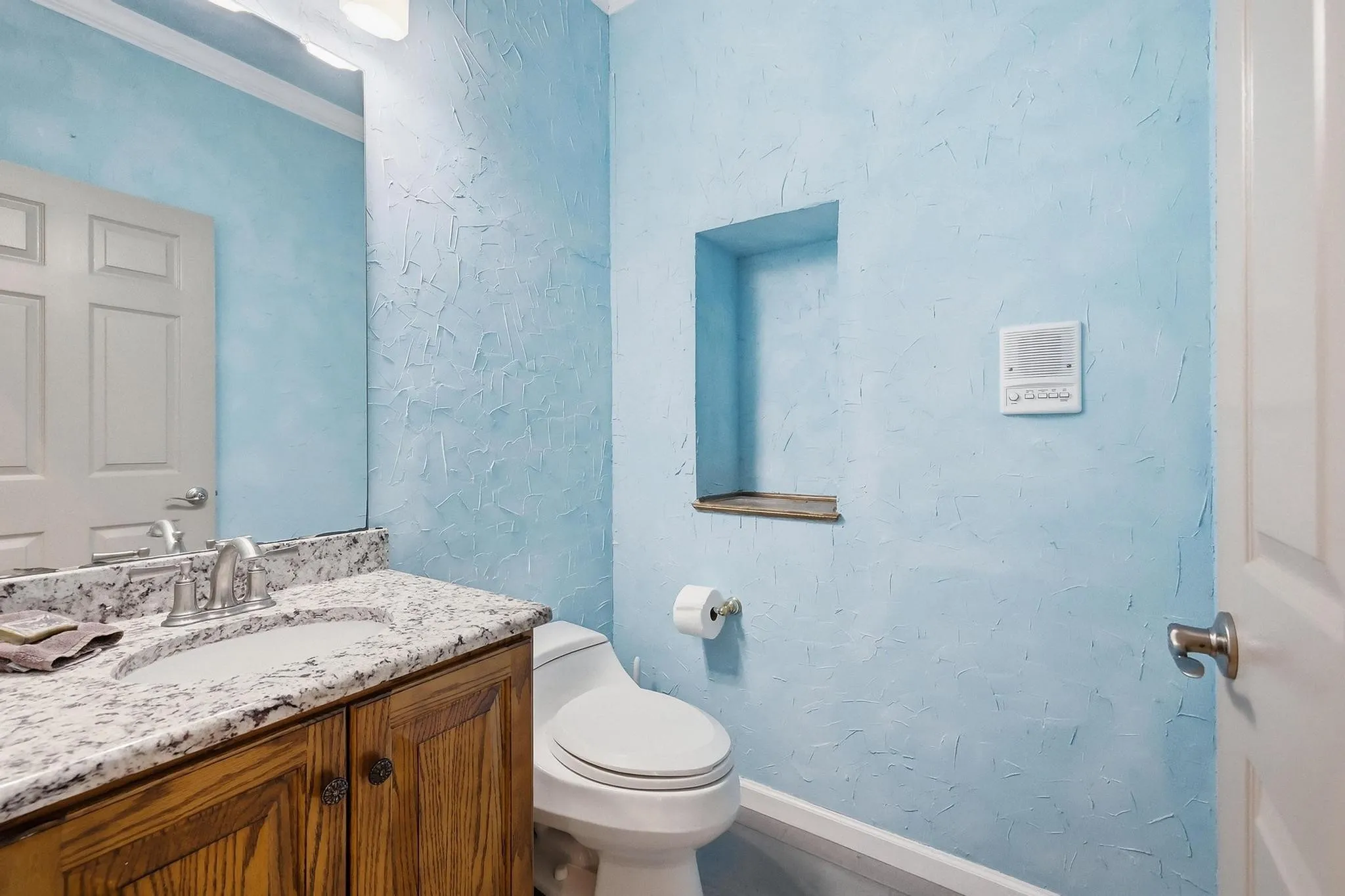 Single Family Residence For Sale in Grayson County , 205 Whitworth Road, Whitewright, Texas 75491, 3 Bedroom, 4 Bathroom, 3 Garage spaces, 3,268 Sqft, built in 1999, mls#21385781, Real Estate Agent in Whitewright, Homes For Sale in Grayson county, Homes For Sale in Whitewright, Realtor in Whitewright Texas, Real Estate Brokerage Independent Realty Texas, Luminita Cordes Realtor
