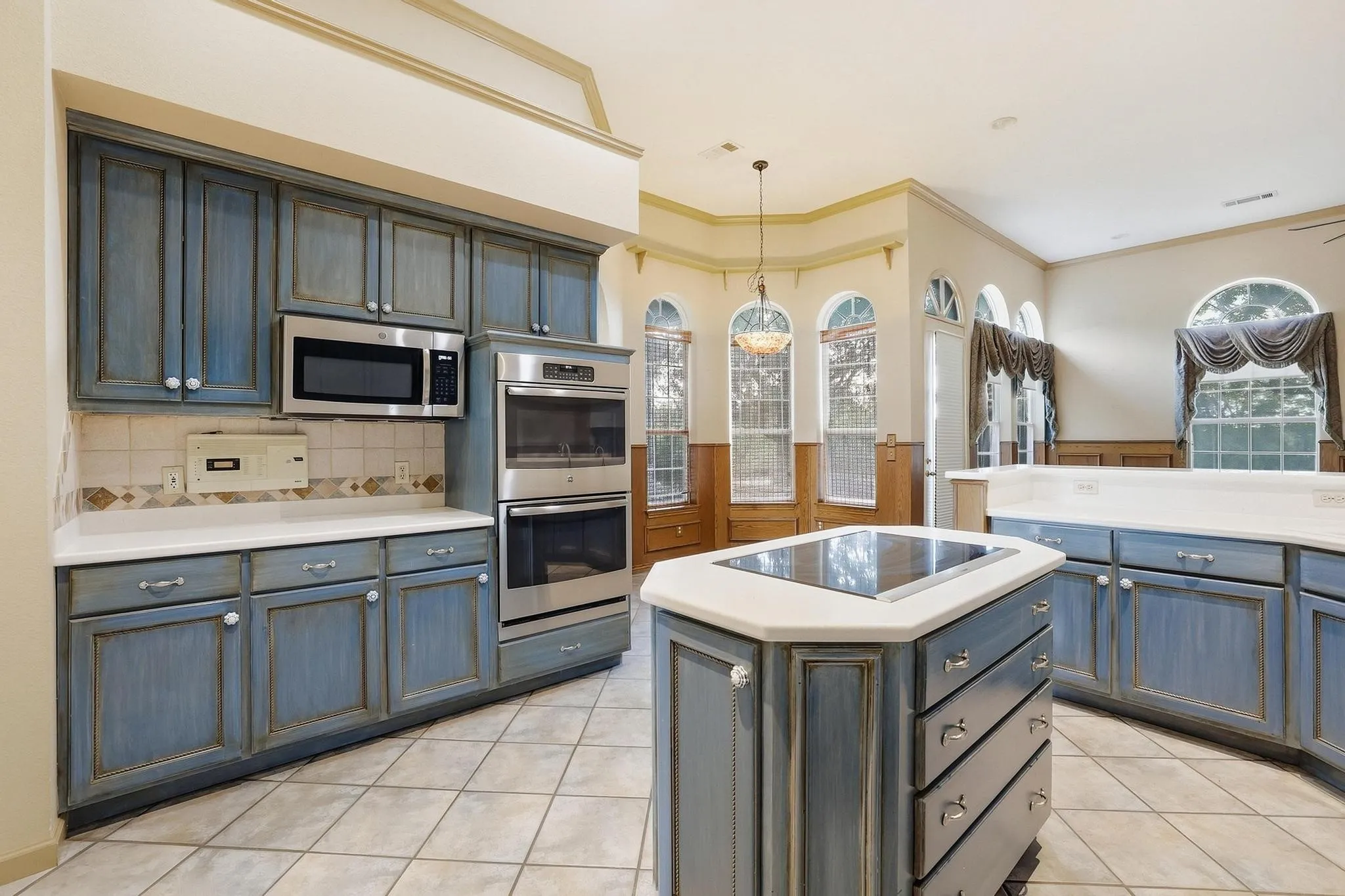 Single Family Residence For Sale in Grayson County , 205 Whitworth Road, Whitewright, Texas 75491, 3 Bedroom, 4 Bathroom, 3 Garage spaces, 3,268 Sqft, built in 1999, mls#21385781, Real Estate Agent in Whitewright, Homes For Sale in Grayson county, Homes For Sale in Whitewright, Realtor in Whitewright Texas, Real Estate Brokerage Independent Realty Texas, Luminita Cordes Realtor
