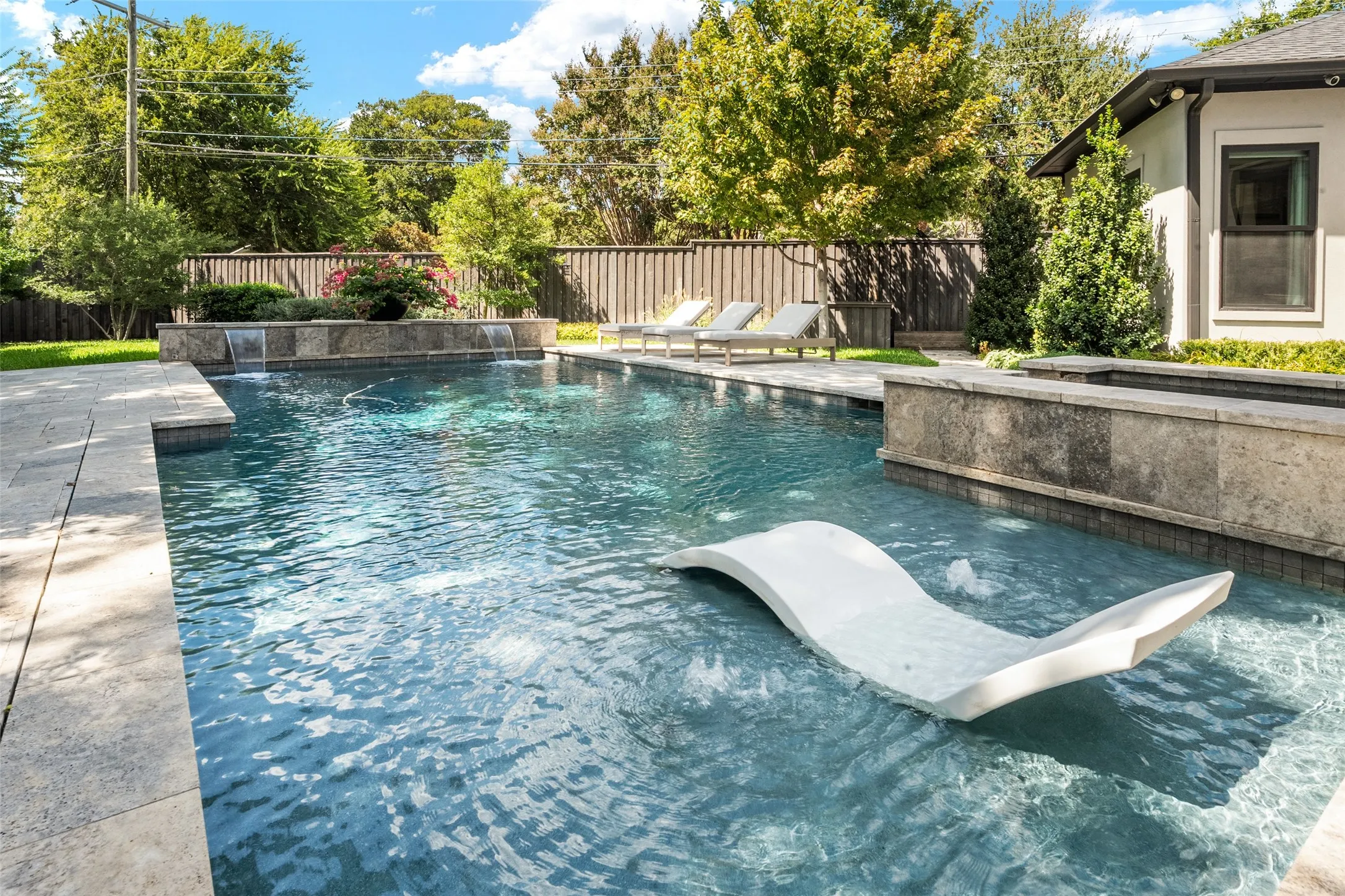 Single Family Residence For Sale in Dallas County , 11011 Jamestown Road, Dallas, Texas 75230, 5 Bedroom, 6 Bathroom, 3 Garage spaces, 5,783 Sqft, built in 2018, mls#21381708, Real Estate Agent in Dallas, Homes For Sale in Dallas county, Homes For Sale in Dallas, Realtor in Dallas Texas, Real Estate Brokerage Independent Realty Texas, Luminita Cordes Realtor