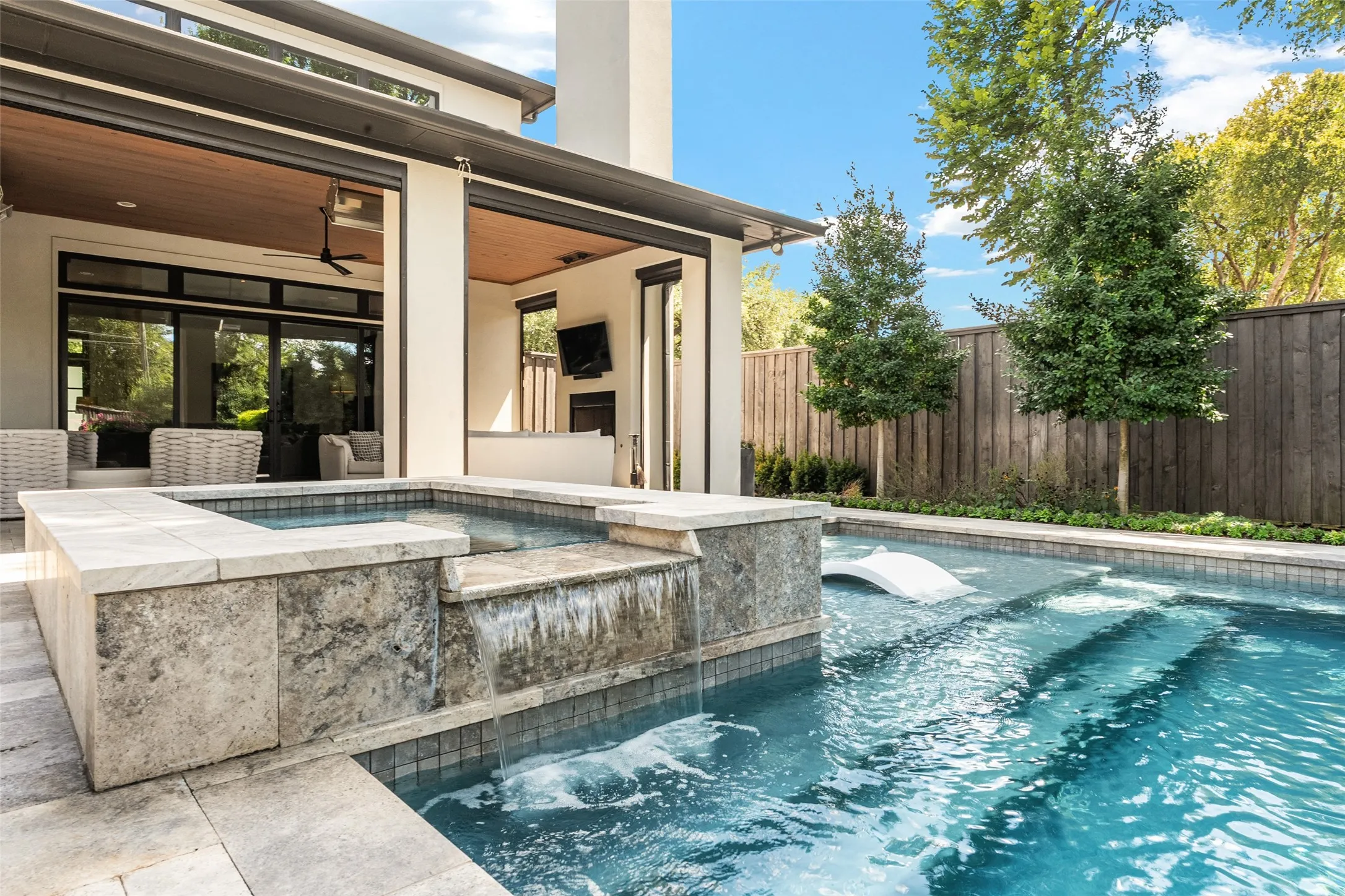 Single Family Residence For Sale in Dallas County , 11011 Jamestown Road, Dallas, Texas 75230, 5 Bedroom, 6 Bathroom, 3 Garage spaces, 5,783 Sqft, built in 2018, mls#21381708, Real Estate Agent in Dallas, Homes For Sale in Dallas county, Homes For Sale in Dallas, Realtor in Dallas Texas, Real Estate Brokerage Independent Realty Texas, Luminita Cordes Realtor