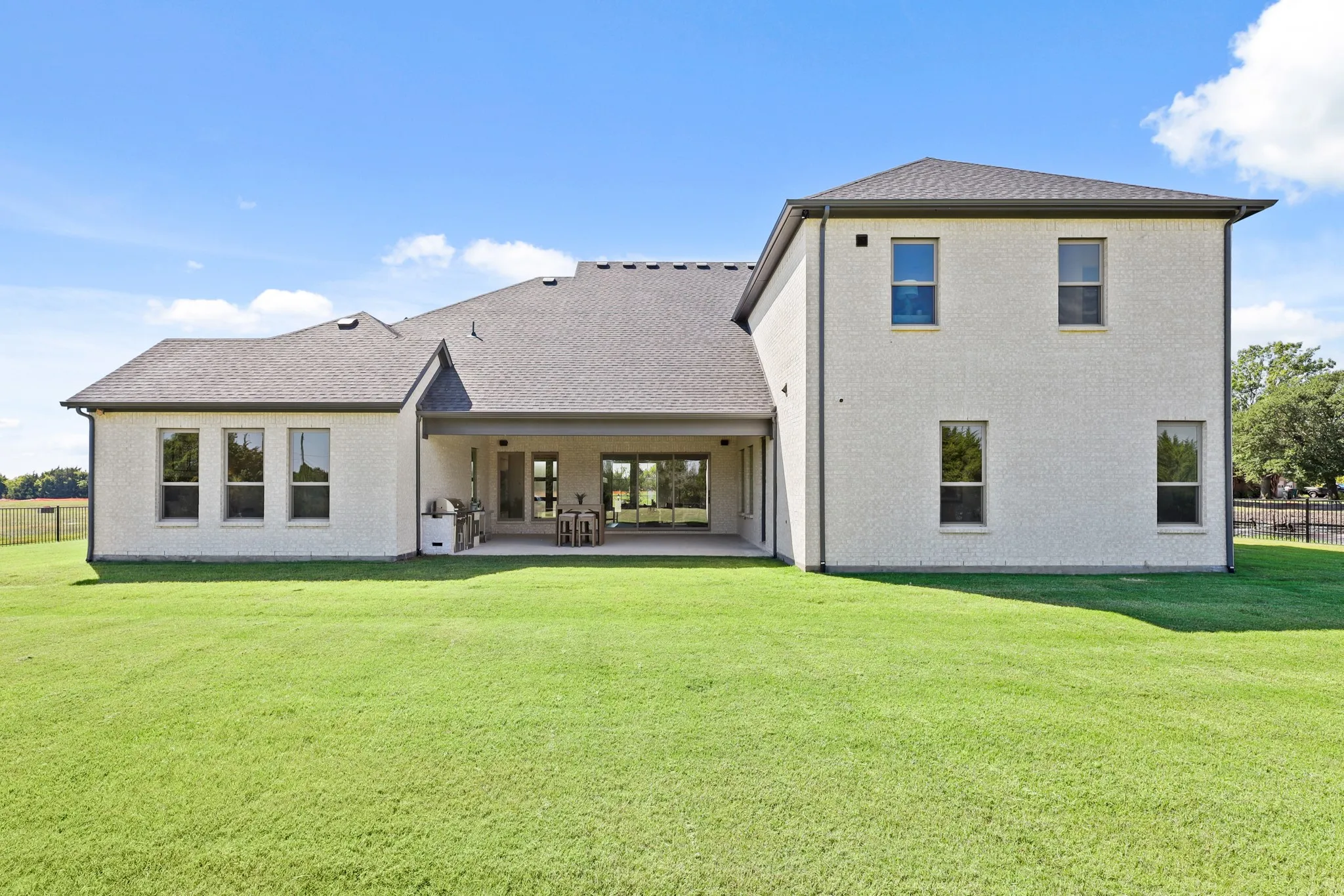 Single Family Residence For Sale in Rockwall County , 324 Chapel View Court, Heath, Texas 75032, 5 Bedroom, 5 Bathroom, 3 Garage spaces, 4,990 Sqft, built in 2025, mls#21386018, Real Estate Agent in Heath, Homes For Sale in Rockwall county, Homes For Sale in Heath, Realtor in Heath Texas, Real Estate Brokerage Independent Realty Texas, Luminita Cordes Realtor