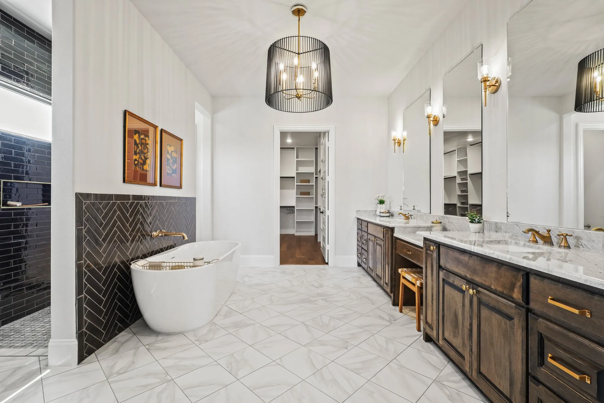 Single Family Residence For Sale in Rockwall County , 324 Chapel View Court, Heath, Texas 75032, 5 Bedroom, 5 Bathroom, 3 Garage spaces, 4,990 Sqft, built in 2025, mls#21386018, Real Estate Agent in Heath, Homes For Sale in Rockwall county, Homes For Sale in Heath, Realtor in Heath Texas, Real Estate Brokerage Independent Realty Texas, Luminita Cordes Realtor