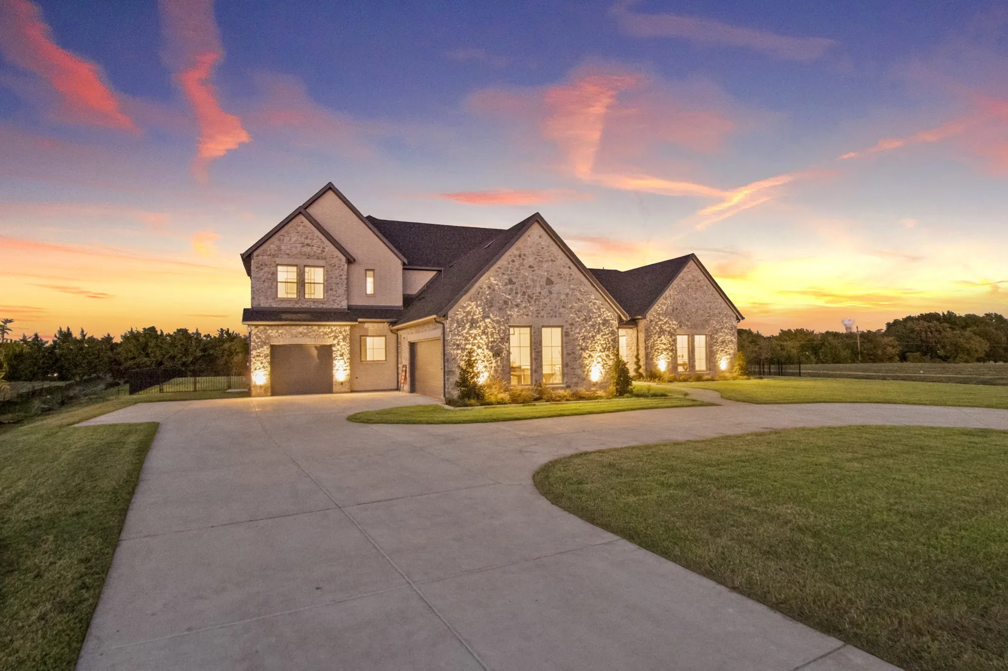 Single Family Residence For Sale in Rockwall County , 324 Chapel View Court, Heath, Texas 75032, 5 Bedroom, 5 Bathroom, 3 Garage spaces, 4,990 Sqft, built in 2025, mls#21386018, Real Estate Agent in Heath, Homes For Sale in Rockwall county, Homes For Sale in Heath, Realtor in Heath Texas, Real Estate Brokerage Independent Realty Texas, Luminita Cordes Realtor