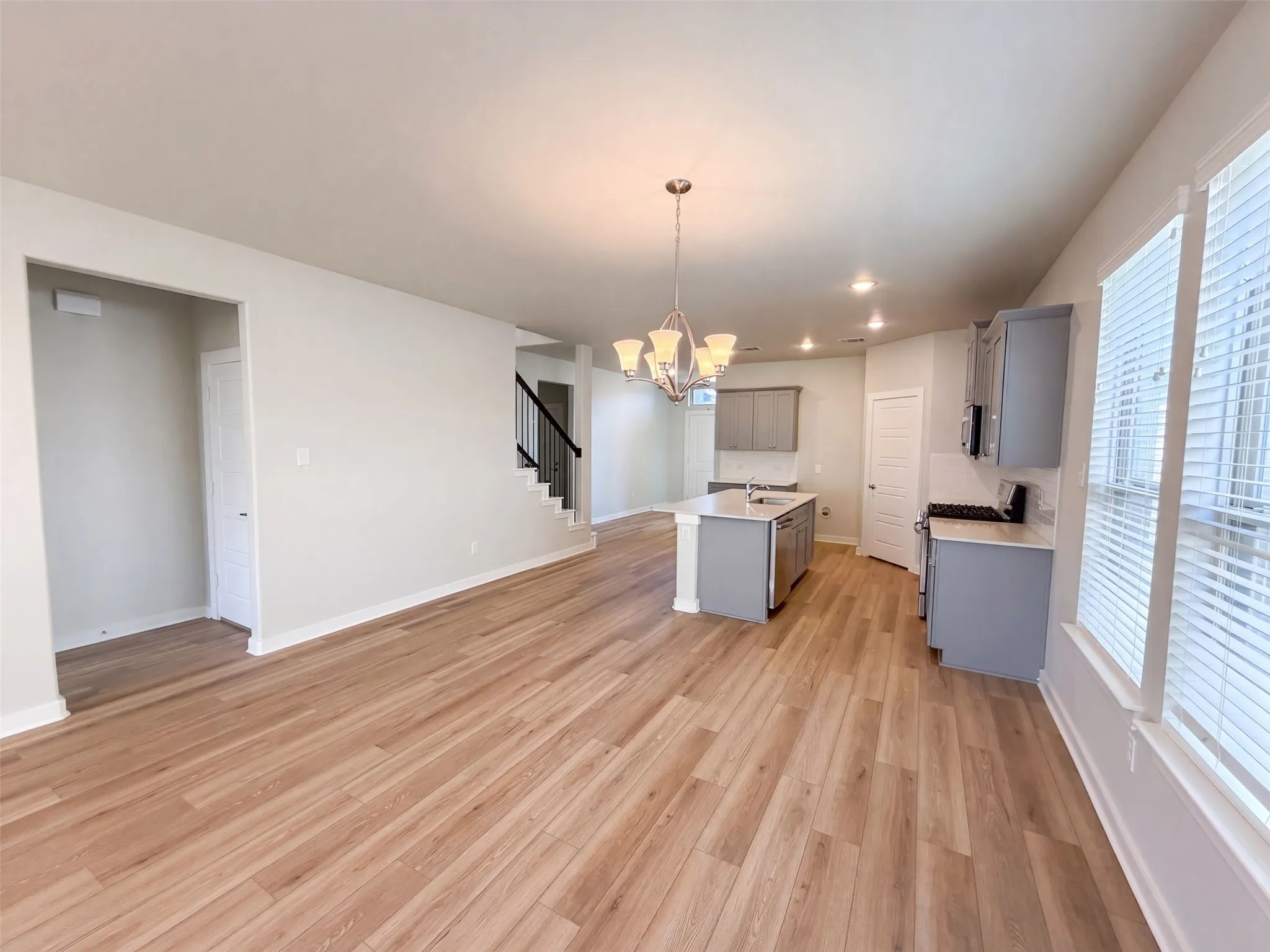 Single Family Residence For Sale in Denton County , 14316 Spitfire Trail, Fort Worth, Texas 76262, 5 Bedroom, 3 Bathroom, 2 Garage spaces, 3,036 Sqft, built in 2019, mls#21386011, Real Estate Agent in Fort Worth, Homes For Sale in Denton county, Homes For Sale in Fort Worth, Realtor in Fort Worth Texas, Real Estate Brokerage Independent Realty Texas, Luminita Cordes Realtor