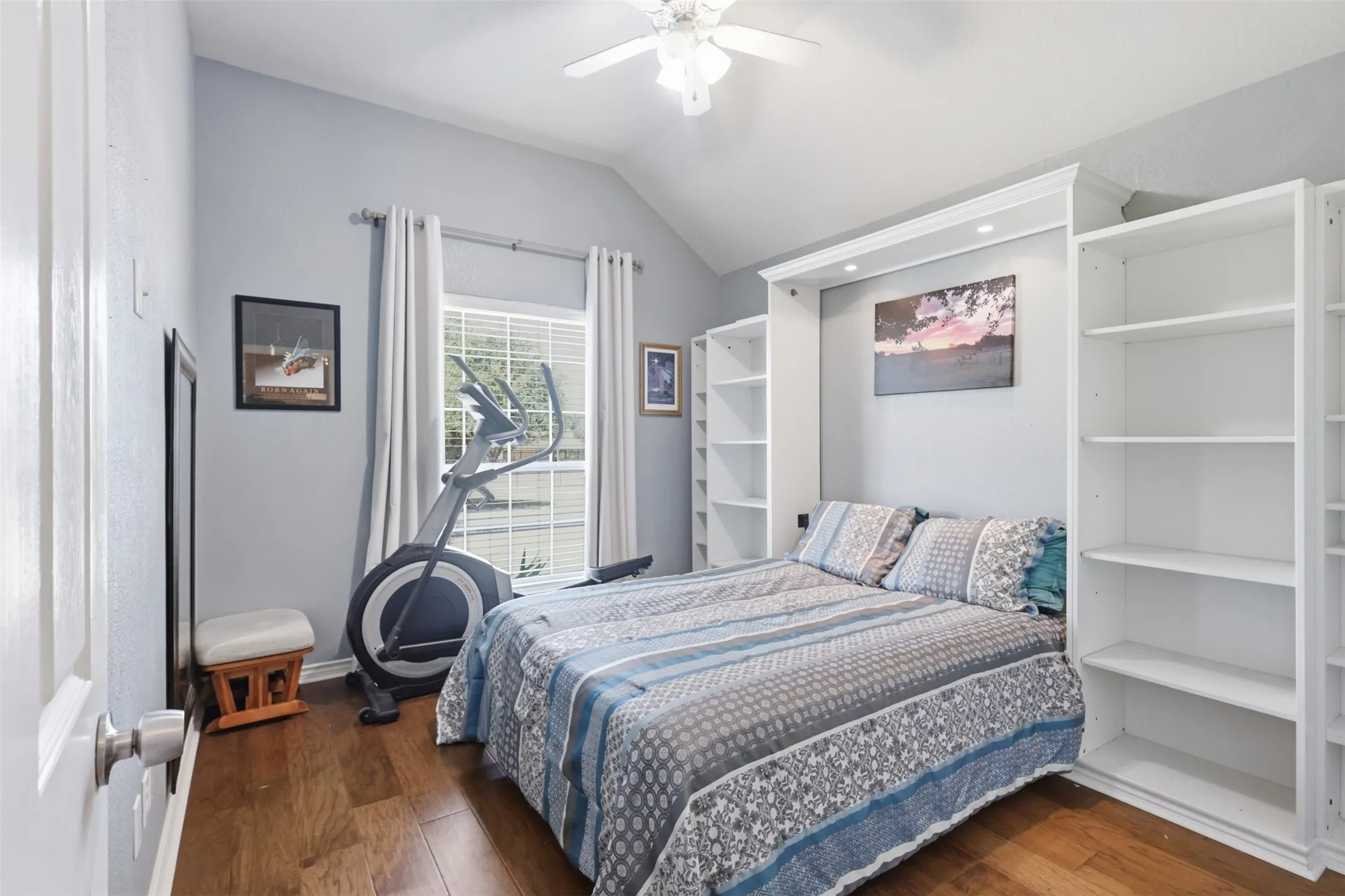 Single Family Residence For Rent in Parker County , 109 Crestwood Lane, Springtown, Texas 76082, 3 Bedroom, 2 Bathroom, 2 Garage spaces, 1,970 Sqft, built in 2003, mls#21386007, Real Estate Agent in Springtown, Homes For Rent in Parker county, Homes For Rent in Springtown, Realtor in Springtown Texas, Real Estate Brokerage Independent Realty Texas, Luminita Cordes Realtor