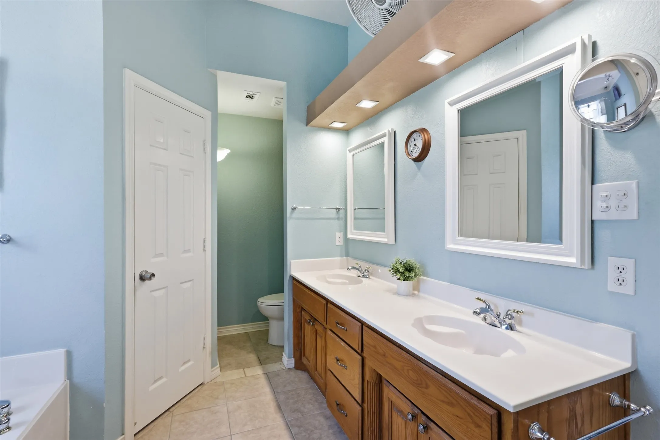 Single Family Residence For Rent in Parker County , 109 Crestwood Lane, Springtown, Texas 76082, 3 Bedroom, 2 Bathroom, 2 Garage spaces, 1,970 Sqft, built in 2003, mls#21386007, Real Estate Agent in Springtown, Homes For Rent in Parker county, Homes For Rent in Springtown, Realtor in Springtown Texas, Real Estate Brokerage Independent Realty Texas, Luminita Cordes Realtor