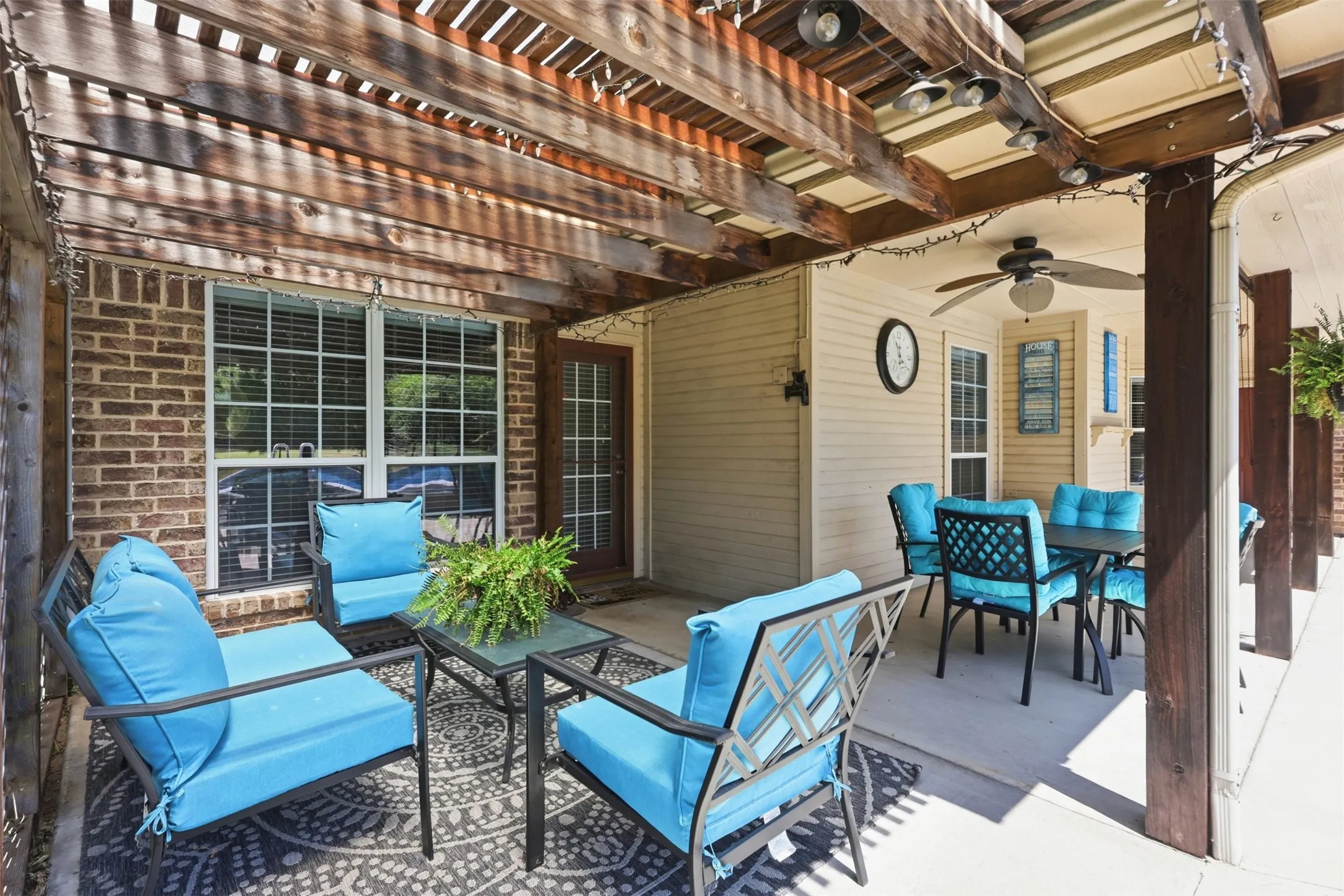 Single Family Residence For Rent in Parker County , 109 Crestwood Lane, Springtown, Texas 76082, 3 Bedroom, 2 Bathroom, 2 Garage spaces, 1,970 Sqft, built in 2003, mls#21386007, Real Estate Agent in Springtown, Homes For Rent in Parker county, Homes For Rent in Springtown, Realtor in Springtown Texas, Real Estate Brokerage Independent Realty Texas, Luminita Cordes Realtor