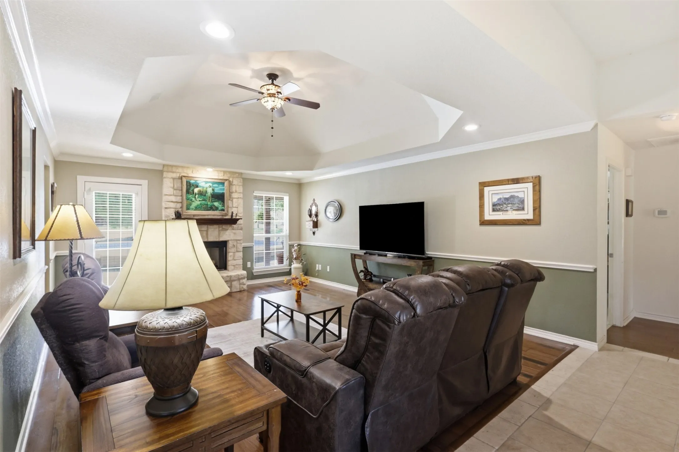 Single Family Residence For Rent in Parker County , 109 Crestwood Lane, Springtown, Texas 76082, 3 Bedroom, 2 Bathroom, 2 Garage spaces, 1,970 Sqft, built in 2003, mls#21386007, Real Estate Agent in Springtown, Homes For Rent in Parker county, Homes For Rent in Springtown, Realtor in Springtown Texas, Real Estate Brokerage Independent Realty Texas, Luminita Cordes Realtor