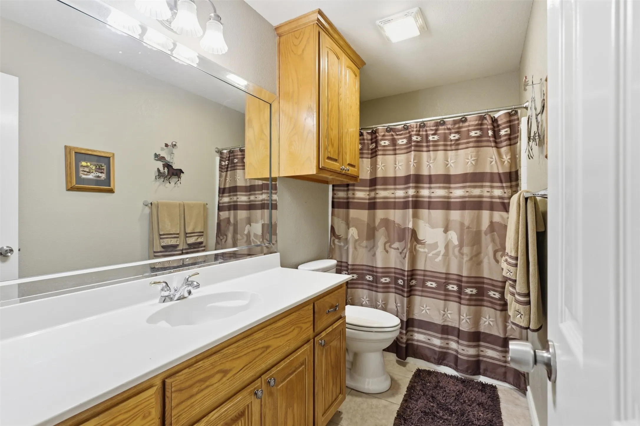 Single Family Residence For Rent in Parker County , 109 Crestwood Lane, Springtown, Texas 76082, 3 Bedroom, 2 Bathroom, 2 Garage spaces, 1,970 Sqft, built in 2003, mls#21386007, Real Estate Agent in Springtown, Homes For Rent in Parker county, Homes For Rent in Springtown, Realtor in Springtown Texas, Real Estate Brokerage Independent Realty Texas, Luminita Cordes Realtor
