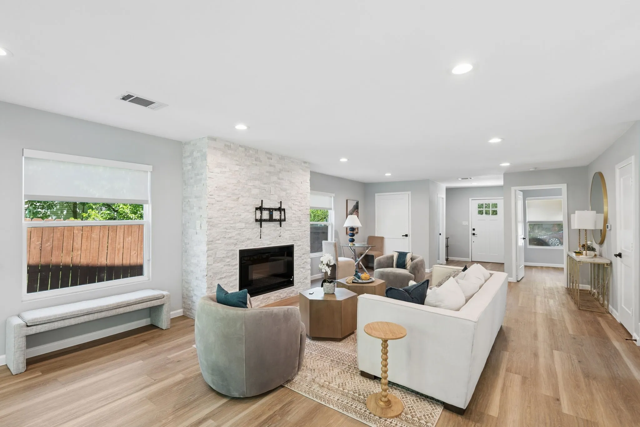 Single Family Residence For Sale in Tarrant County , 2728 Livingston Avenue, Fort Worth, Texas 76110, 4 Bedroom, 4 Bathroom, 2 Garage spaces, 2,396 Sqft, built in 2020, mls#21386026, Real Estate Agent in Fort Worth, Homes For Sale in Tarrant county, Homes For Sale in Fort Worth, Realtor in Fort Worth Texas, Real Estate Brokerage Independent Realty Texas, Luminita Cordes Realtor