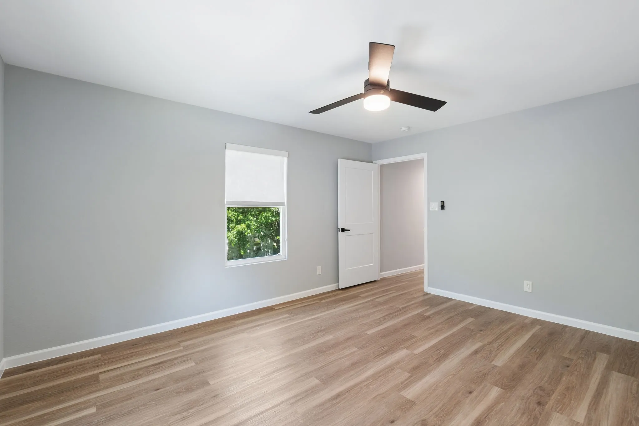 Single Family Residence For Sale in Tarrant County , 2728 Livingston Avenue, Fort Worth, Texas 76110, 4 Bedroom, 4 Bathroom, 2 Garage spaces, 2,396 Sqft, built in 2020, mls#21386026, Real Estate Agent in Fort Worth, Homes For Sale in Tarrant county, Homes For Sale in Fort Worth, Realtor in Fort Worth Texas, Real Estate Brokerage Independent Realty Texas, Luminita Cordes Realtor