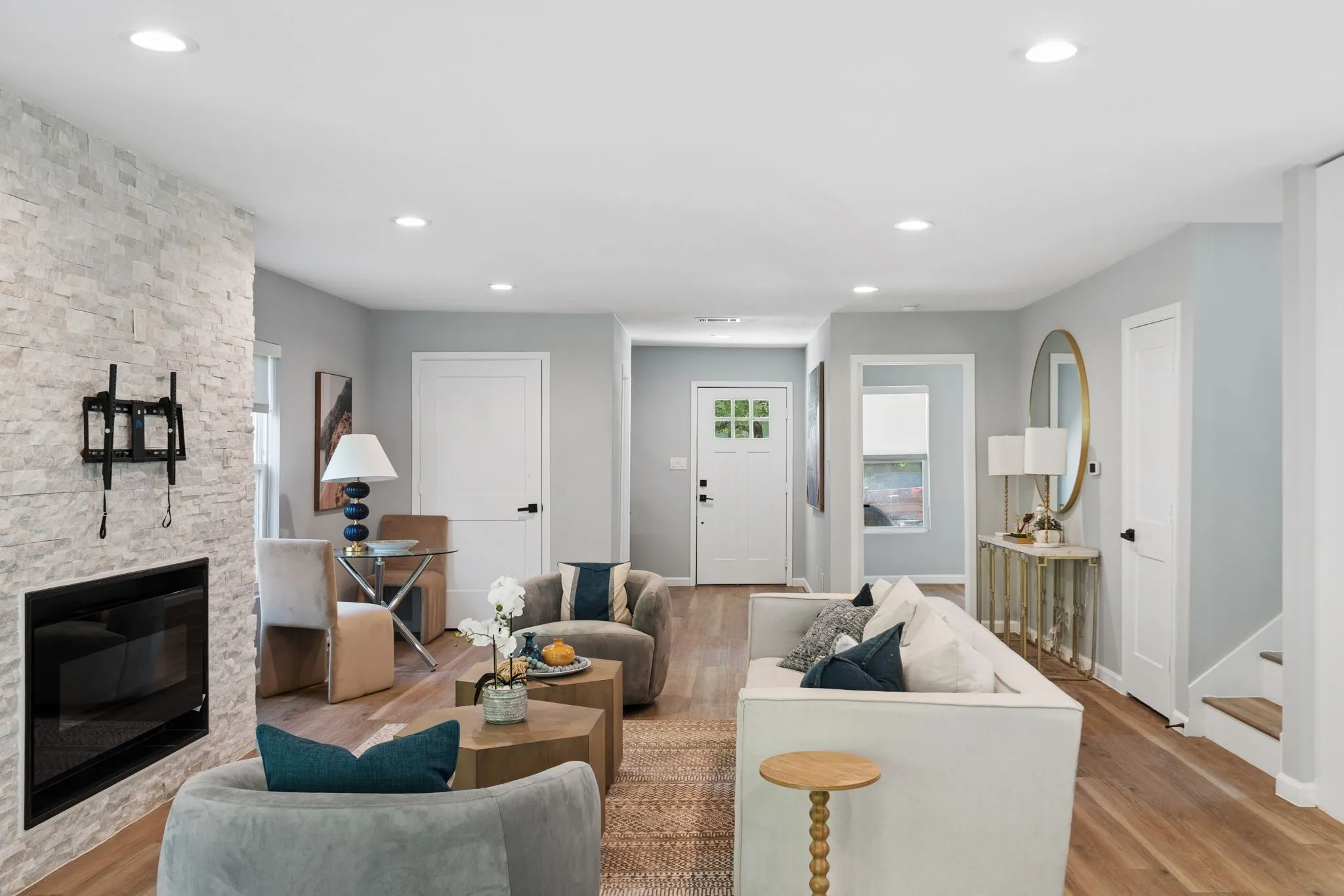 Single Family Residence For Sale in Tarrant County , 2728 Livingston Avenue, Fort Worth, Texas 76110, 4 Bedroom, 4 Bathroom, 2 Garage spaces, 2,396 Sqft, built in 2020, mls#21386026, Real Estate Agent in Fort Worth, Homes For Sale in Tarrant county, Homes For Sale in Fort Worth, Realtor in Fort Worth Texas, Real Estate Brokerage Independent Realty Texas, Luminita Cordes Realtor