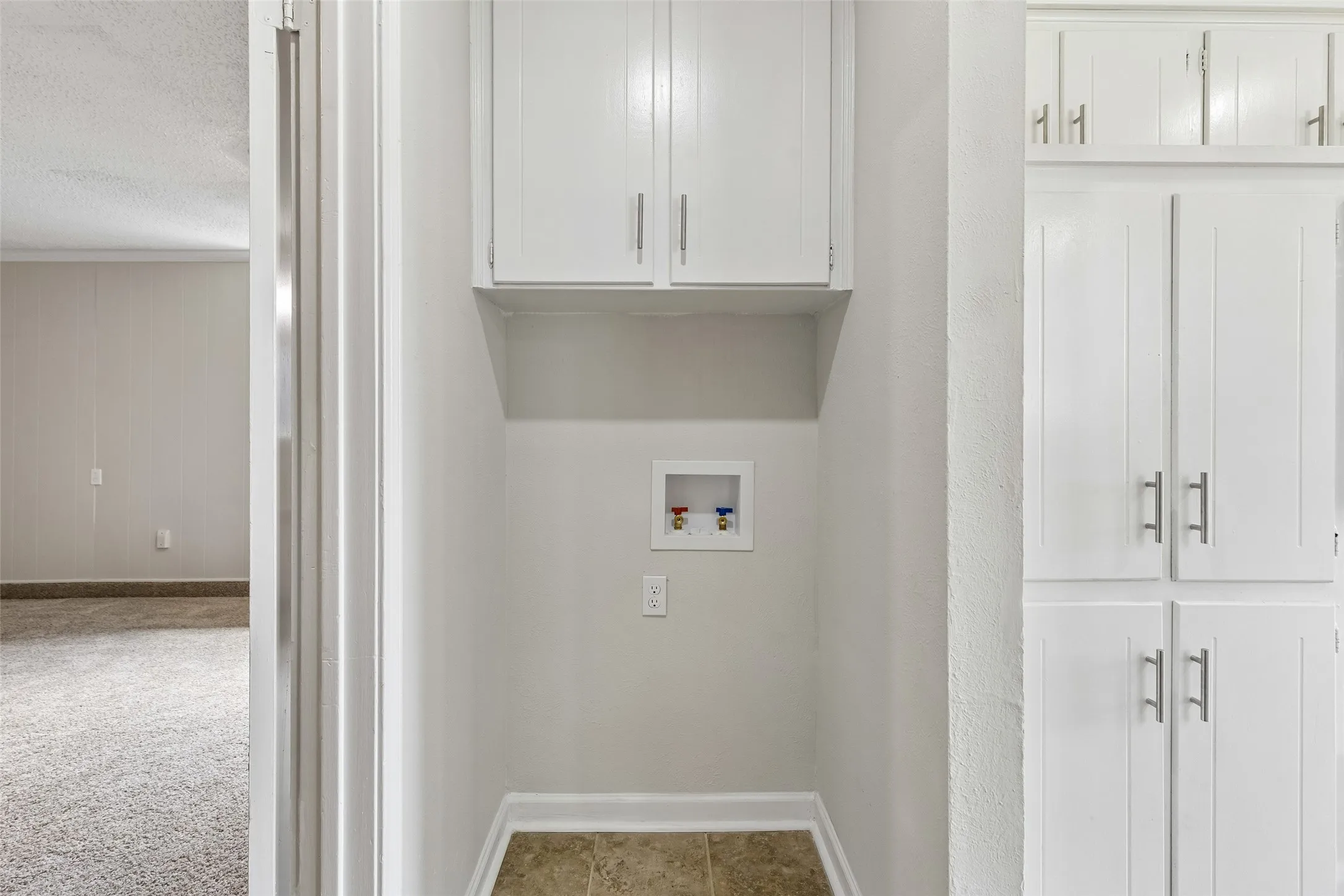 Single Family Residence For Sale in Tarrant County , 7440 Beckwood Drive, Fort Worth, Texas 76112, 4 Bedroom, 2 Bathroom, Garage spaces, 1,945 Sqft, built in 1968, mls#21362188, Real Estate Agent in Fort Worth, Homes For Sale in Tarrant county, Homes For Sale in Fort Worth, Realtor in Fort Worth Texas, Real Estate Brokerage Independent Realty Texas, Luminita Cordes Realtor