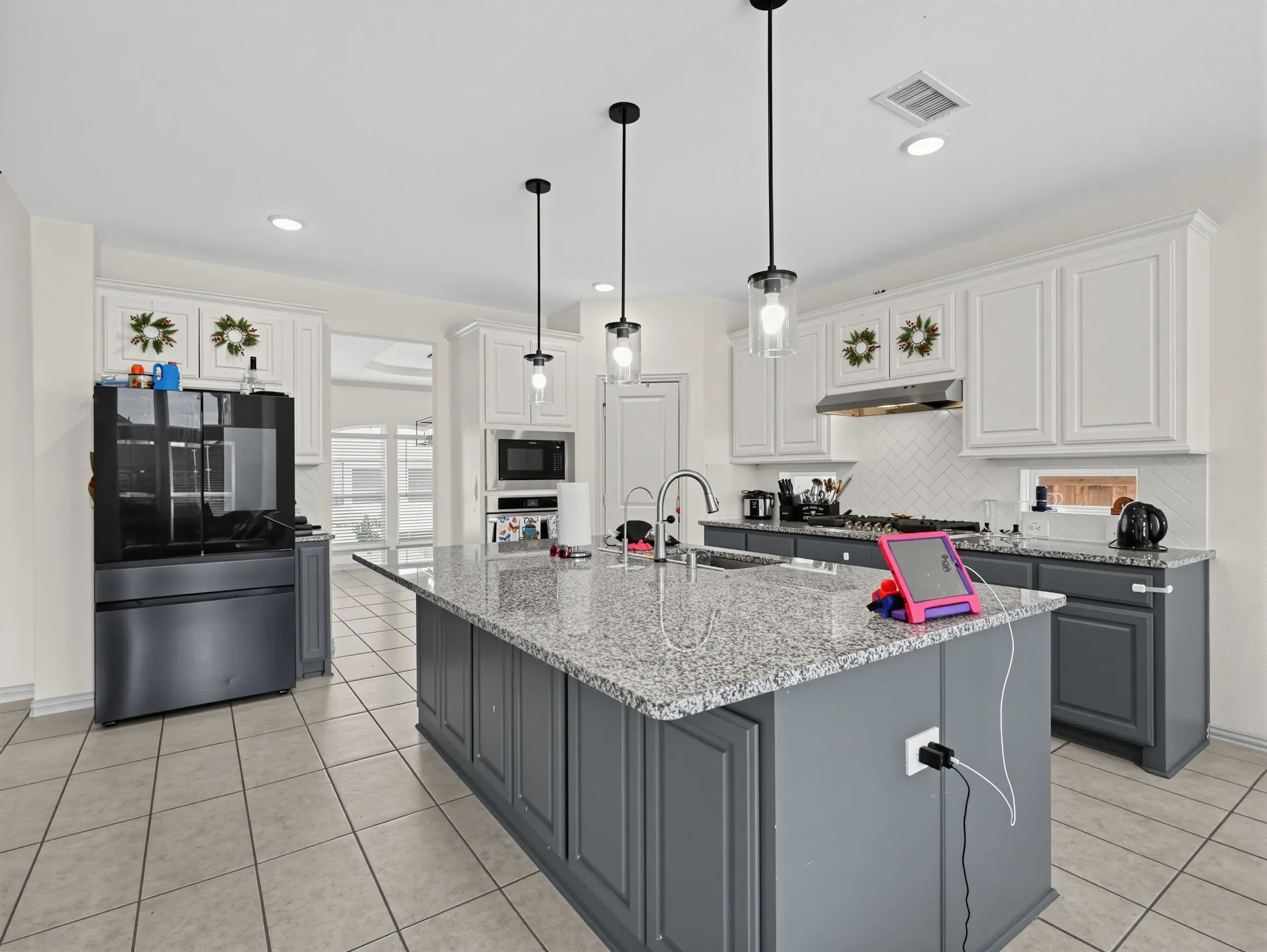 Single Family Residence For Sale in Kaufman County , 1313 Cascade Lane, Forney, Texas 75126, 5 Bedroom, 3 Bathroom, 2 Garage spaces, 4,246 Sqft, built in 2022, mls#21385816, Real Estate Agent in Forney, Homes For Sale in Kaufman county, Homes For Sale in Forney, Realtor in Forney Texas, Real Estate Brokerage Independent Realty Texas, Luminita Cordes Realtor