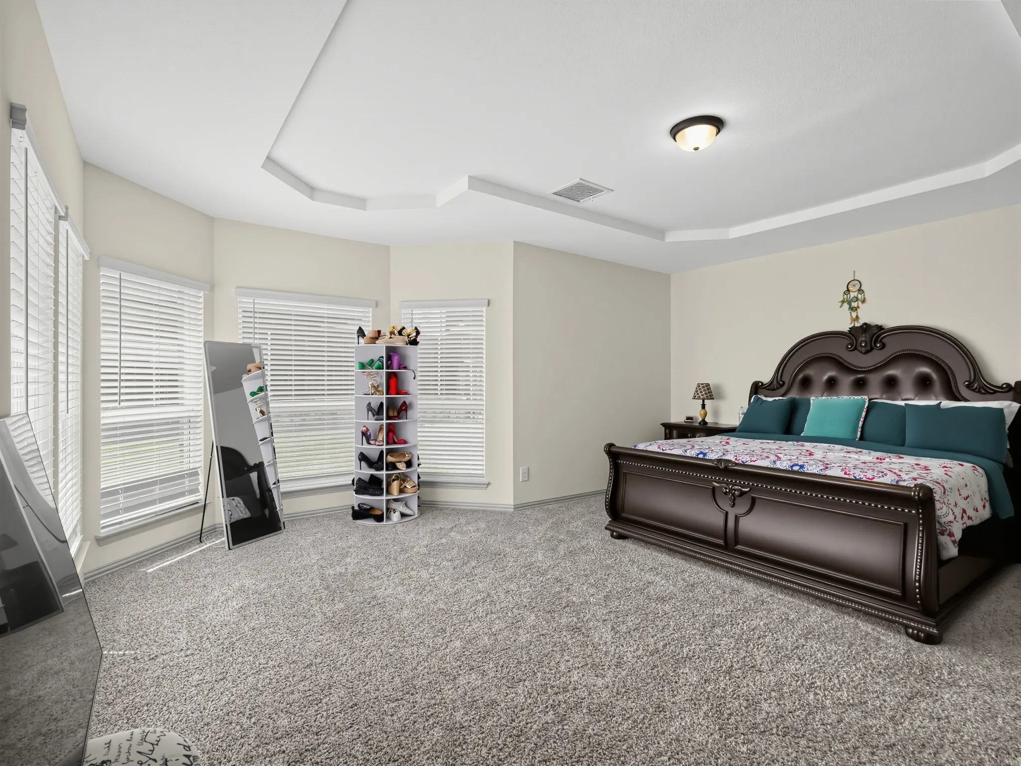 Single Family Residence For Sale in Kaufman County , 1313 Cascade Lane, Forney, Texas 75126, 5 Bedroom, 3 Bathroom, 2 Garage spaces, 4,246 Sqft, built in 2022, mls#21385816, Real Estate Agent in Forney, Homes For Sale in Kaufman county, Homes For Sale in Forney, Realtor in Forney Texas, Real Estate Brokerage Independent Realty Texas, Luminita Cordes Realtor