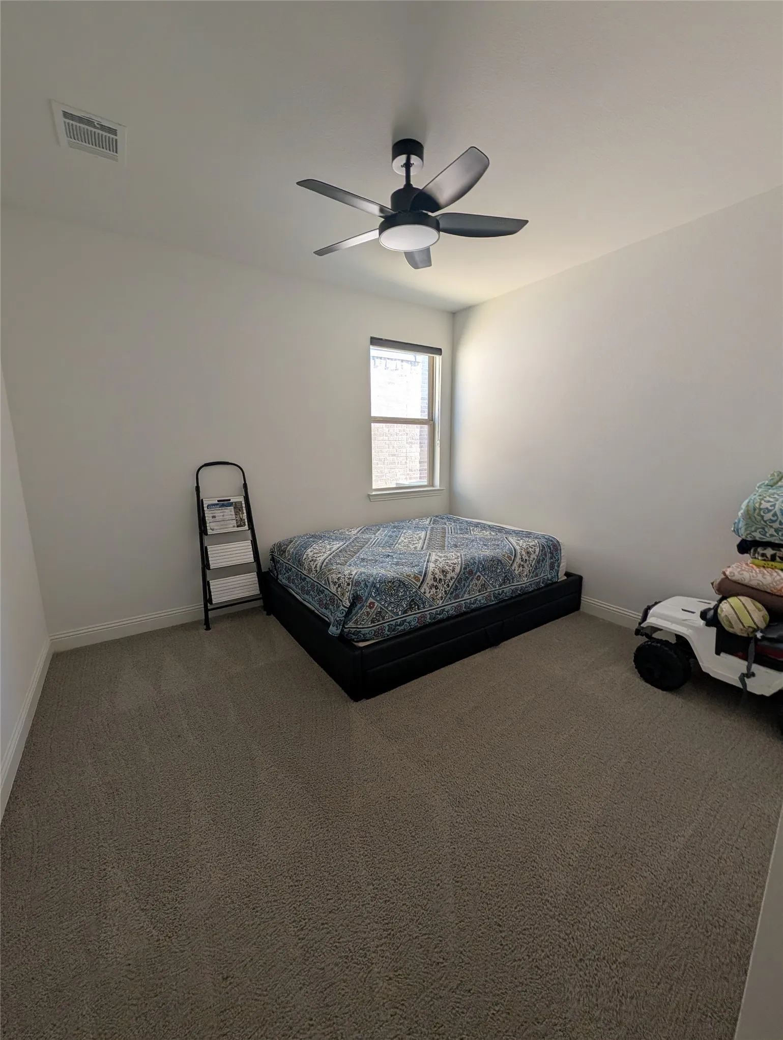 Single Family Residence For Rent in Denton County , 425 Sunnyridge Lane, Little Elm, Texas 76227, 4 Bedroom, 4 Bathroom, 2 Garage spaces, 2,655 Sqft, built in 2021, mls#21385689, Real Estate Agent in Little Elm, Homes For Rent in Denton county, Homes For Rent in Little Elm, Realtor in Little Elm Texas, Real Estate Brokerage Independent Realty Texas, Luminita Cordes Realtor