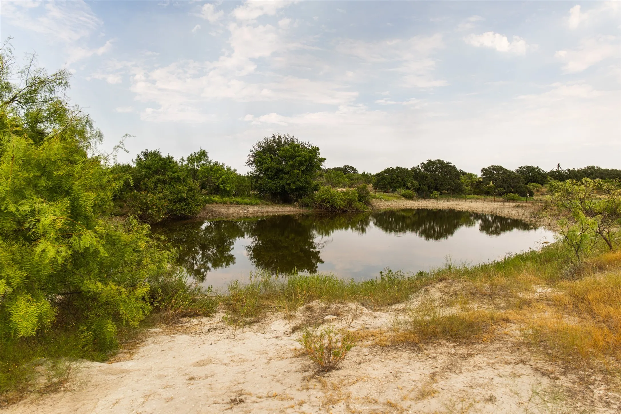 Farm For Sale in Mills County , 1312 W US Highway 84, Mullin, Texas 76864, 3 Bedroom, 2 Bathroom, Garage spaces, 2,000 Sqft, built in 2000, mls#21386063, Real Estate Agent in Mullin, Homes For Sale in Mills county, Homes For Sale in Mullin, Realtor in Mullin Texas, Real Estate Brokerage Independent Realty Texas, Luminita Cordes Realtor