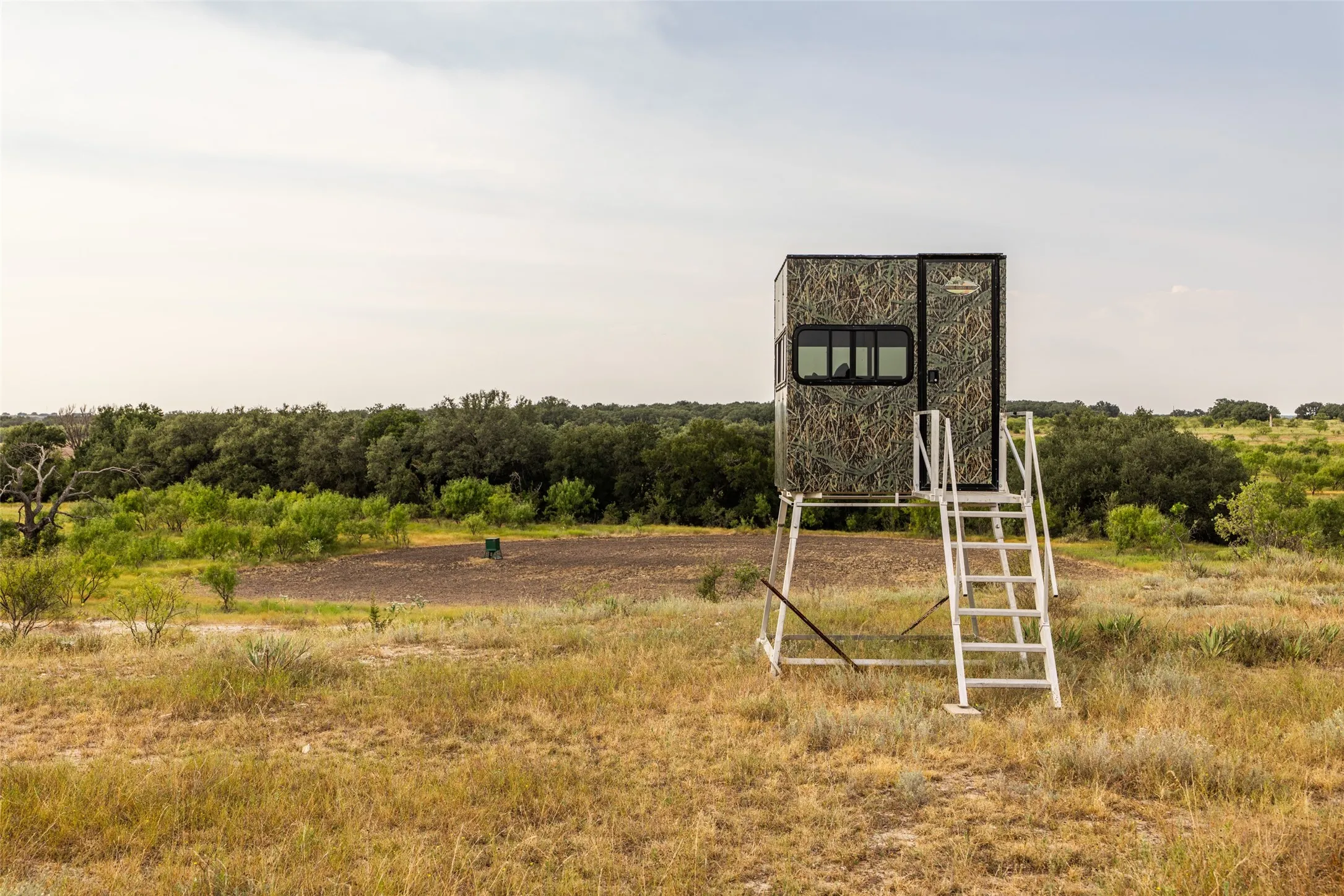 Farm For Sale in Mills County , 1312 W US Highway 84, Mullin, Texas 76864, 3 Bedroom, 2 Bathroom, Garage spaces, 2,000 Sqft, built in 2000, mls#21386063, Real Estate Agent in Mullin, Homes For Sale in Mills county, Homes For Sale in Mullin, Realtor in Mullin Texas, Real Estate Brokerage Independent Realty Texas, Luminita Cordes Realtor