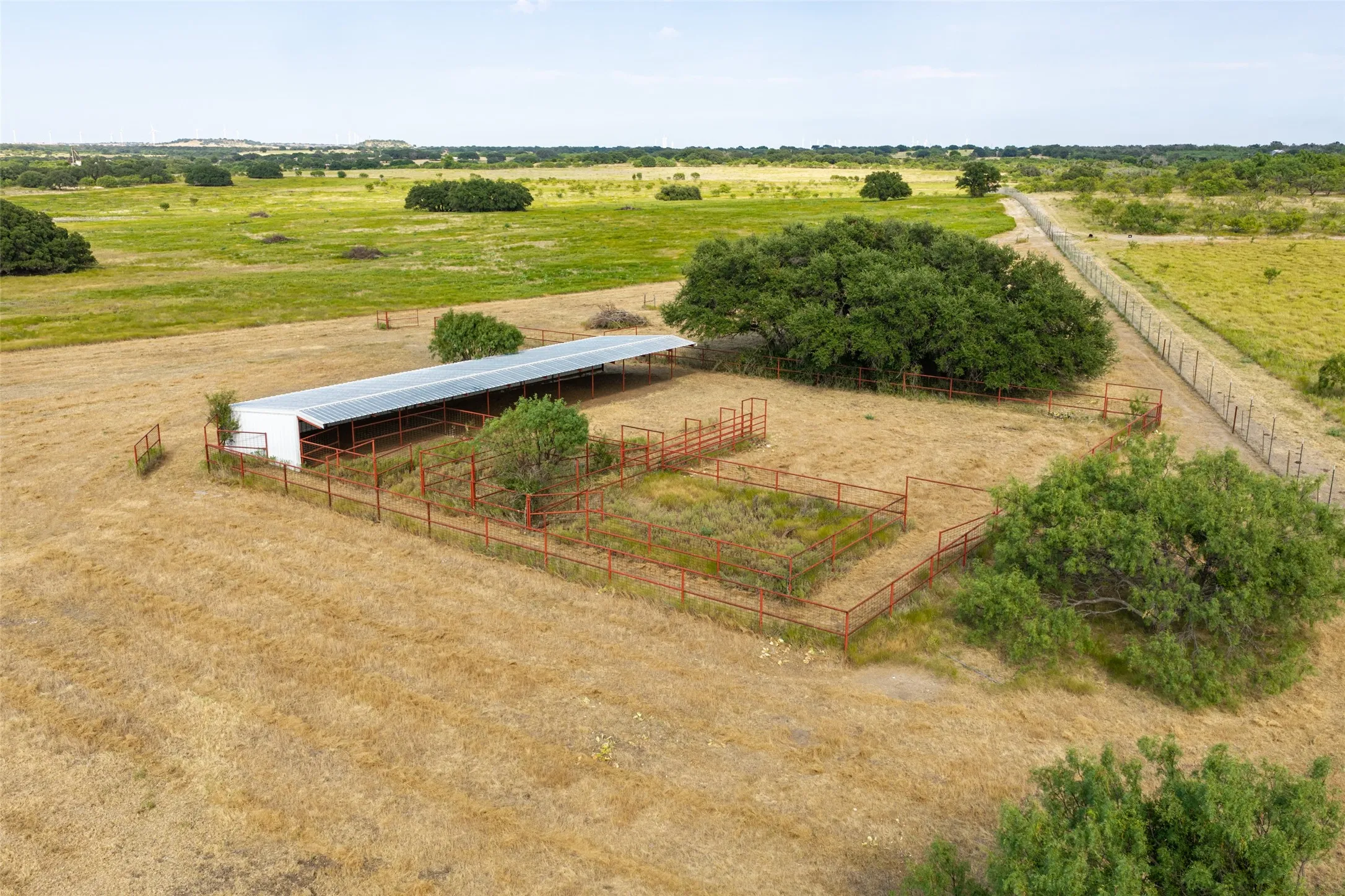 Farm For Sale in Mills County , 1312 W US Highway 84, Mullin, Texas 76864, 3 Bedroom, 2 Bathroom, Garage spaces, 2,000 Sqft, built in 2000, mls#21386063, Real Estate Agent in Mullin, Homes For Sale in Mills county, Homes For Sale in Mullin, Realtor in Mullin Texas, Real Estate Brokerage Independent Realty Texas, Luminita Cordes Realtor