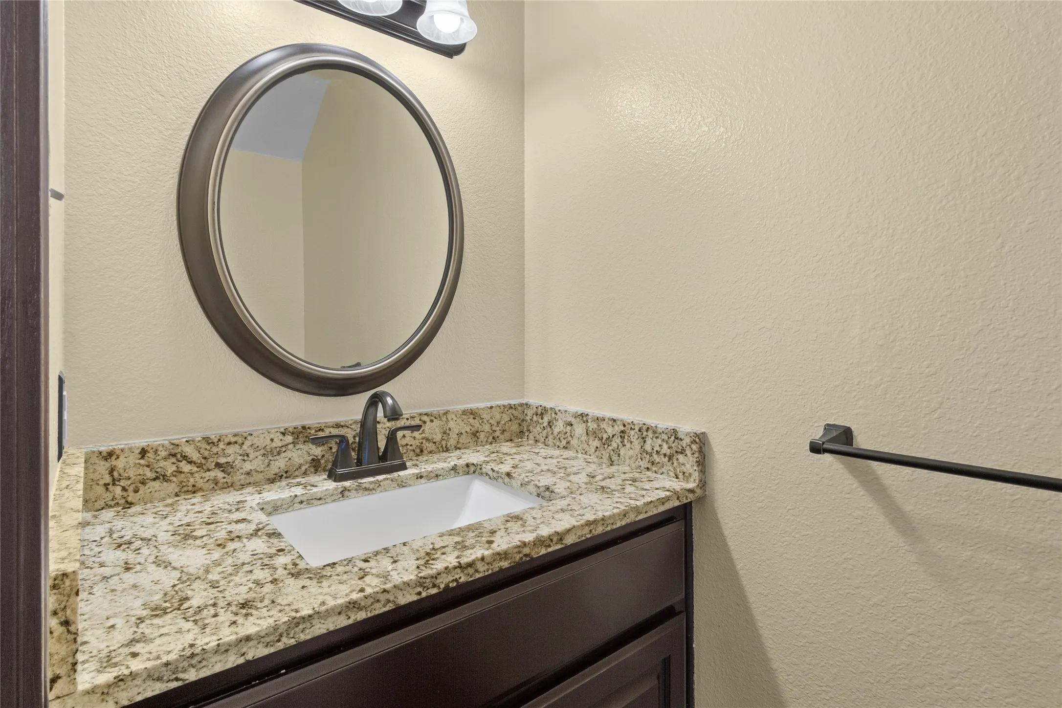 Single Family Residence For Sale in Johnson County , 1312 Erin Court, Burleson, Texas 76028, 4 Bedroom, 3 Bathroom, 2 Garage spaces, 2,320 Sqft, built in 2006, mls#21385175, Real Estate Agent in Burleson, Homes For Sale in Johnson county, Homes For Sale in Burleson, Realtor in Burleson Texas, Real Estate Brokerage Independent Realty Texas, Luminita Cordes Realtor
