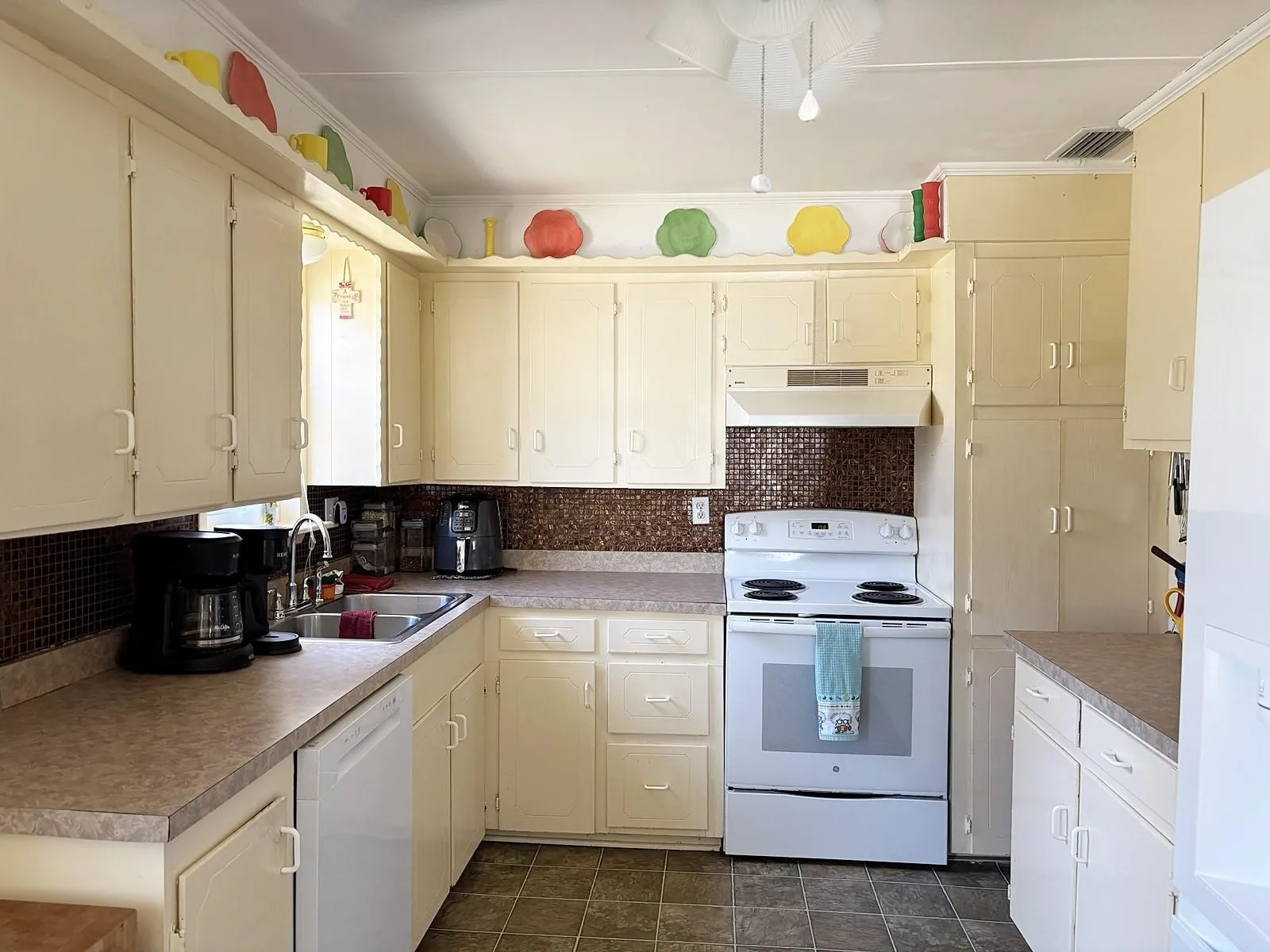 Single Family Residence For Sale in Rains County , 220 Littlefield Drive, East Tawakoni, Texas 75472, 2 Bedroom, 2 Bathroom, Garage spaces, 960 Sqft, built in 1985, mls#21384823, Real Estate Agent in East Tawakoni, Homes For Sale in Rains county, Homes For Sale in East Tawakoni, Realtor in East Tawakoni Texas, Real Estate Brokerage Independent Realty Texas, Luminita Cordes Realtor