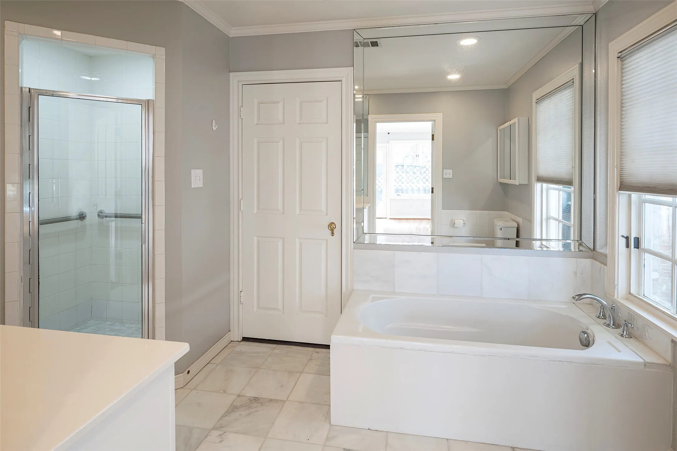 Single Family Residence For Rent in Dallas County , 4665 southern Avenue, Highland Park, Texas 75209, 2 Bedroom, 2 Bathroom, 2 Garage spaces, 1,444 Sqft, built in 1937, mls#21386080, Real Estate Agent in Highland Park, Homes For Rent in Dallas county, Homes For Rent in Highland Park, Realtor in Highland Park Texas, Real Estate Brokerage Independent Realty Texas, Luminita Cordes Realtor